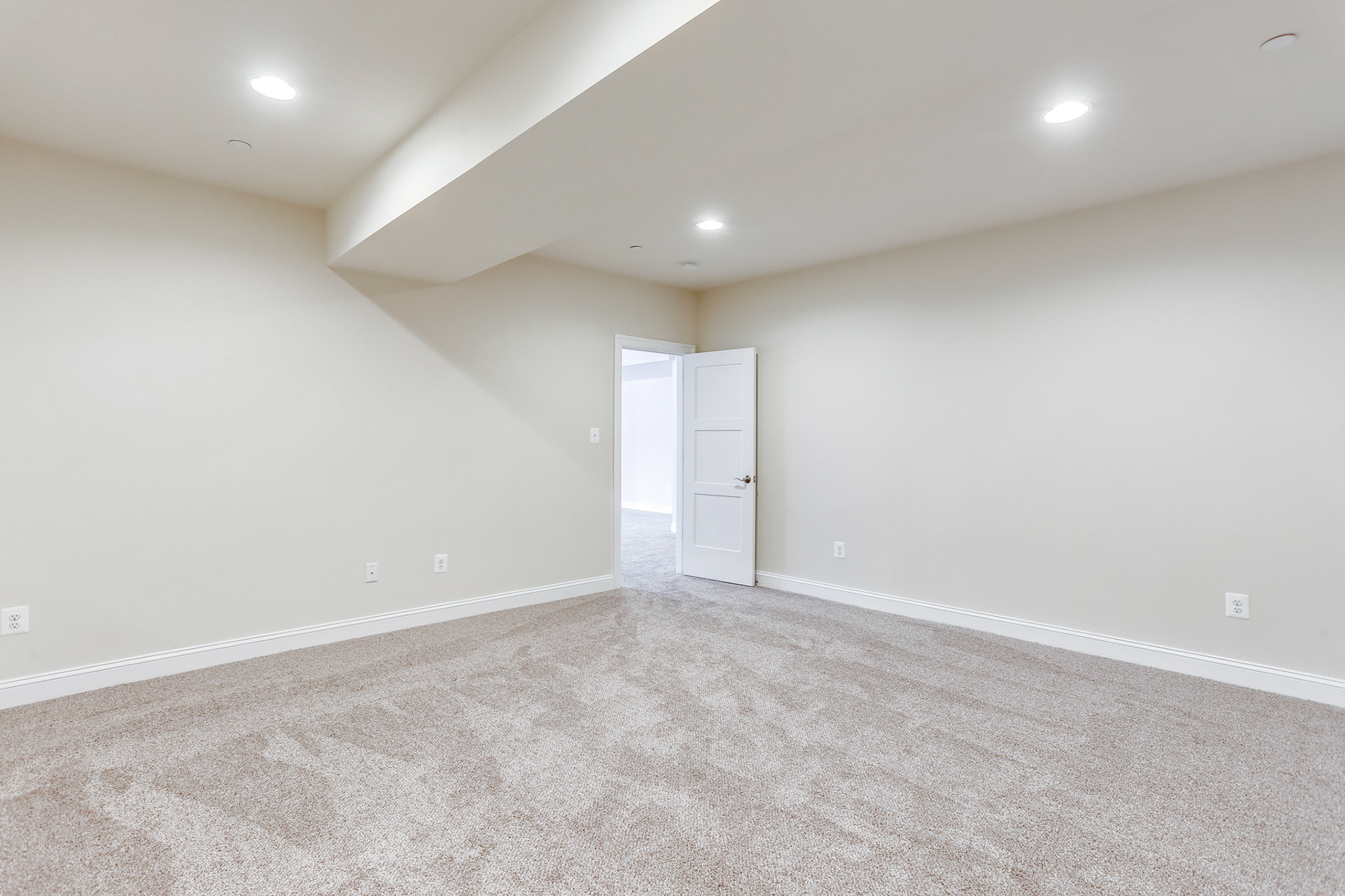 New home sites in premium communities. More than 25 years of Maryland home building experience. Quality, unique custom homes. Schedule a tour at a home model near you today. 
