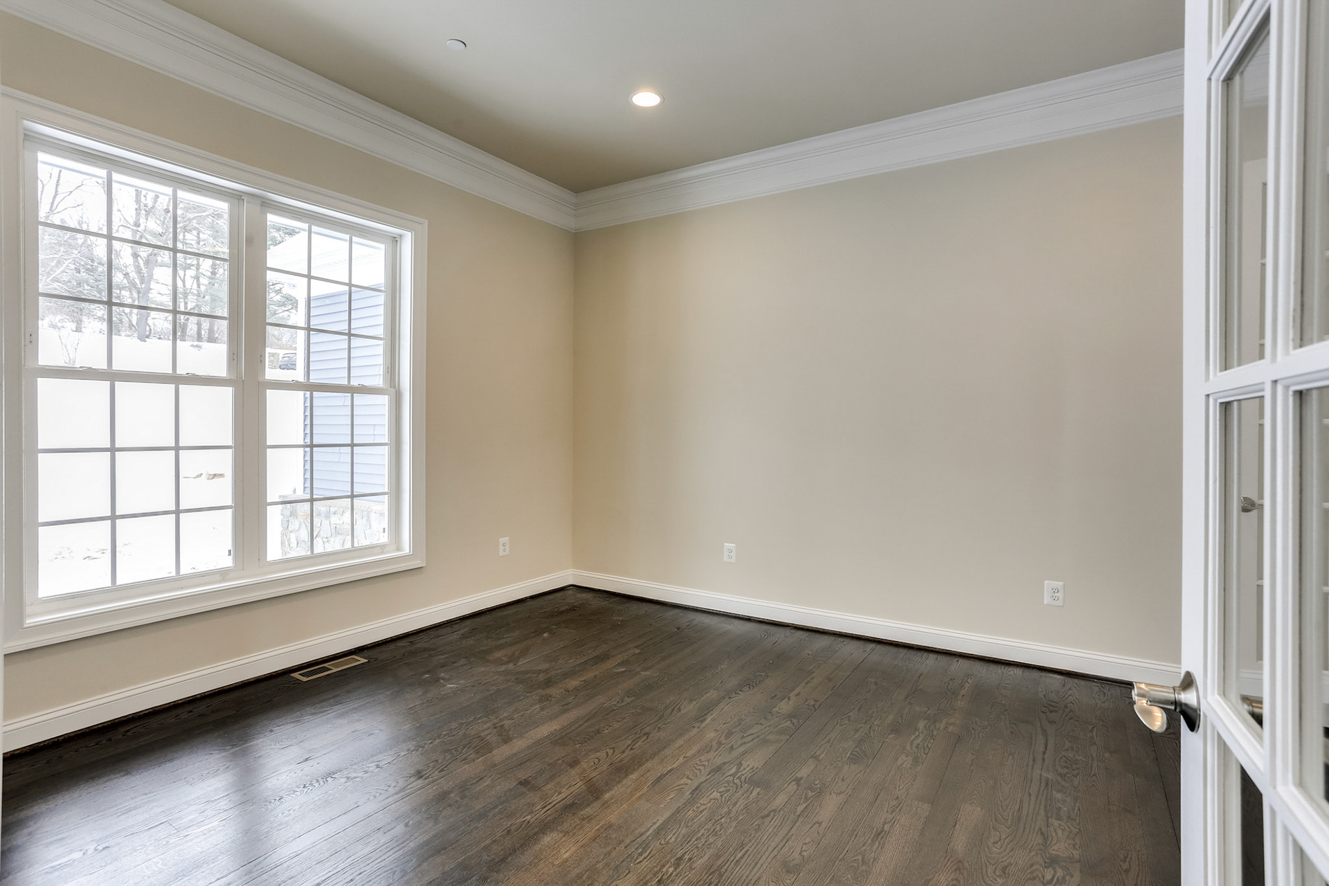 New home sites in premium communities. More than 25 years of Maryland home building experience. Quality, unique custom homes. Schedule a tour at a home model near you today. 