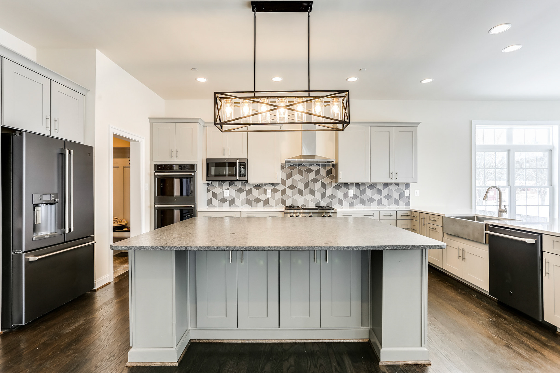New home sites in premium communities. More than 25 years of Maryland home building experience. Quality, unique custom homes. Schedule a tour at a home model near you today. 