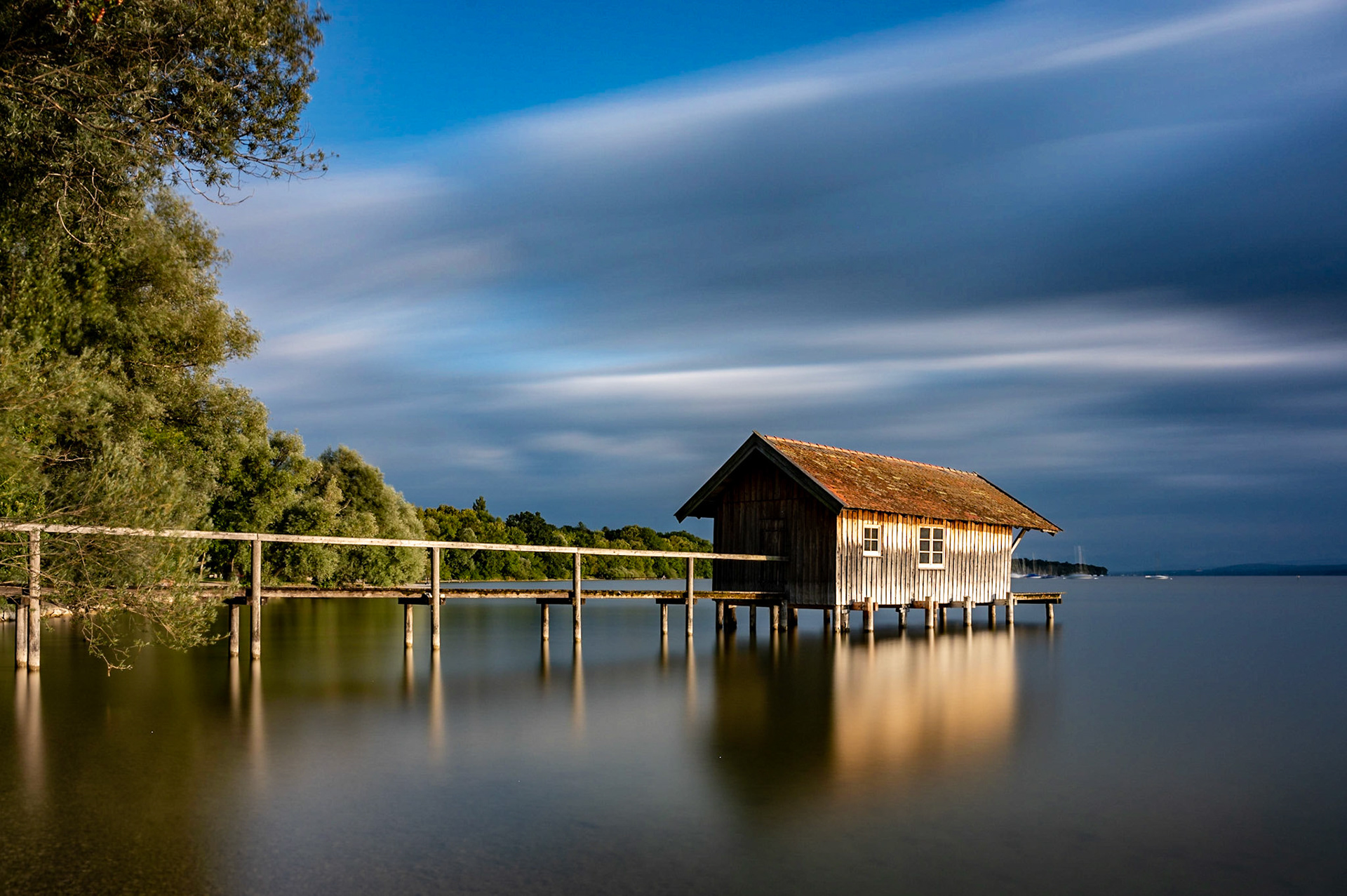 Seltene Sonnenstrahlen in Stegen
