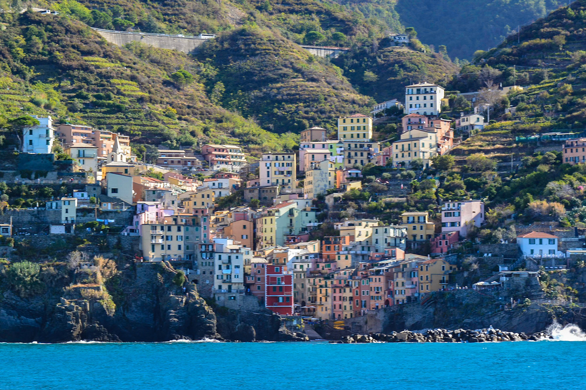 Riomaggioe vom Boot aus