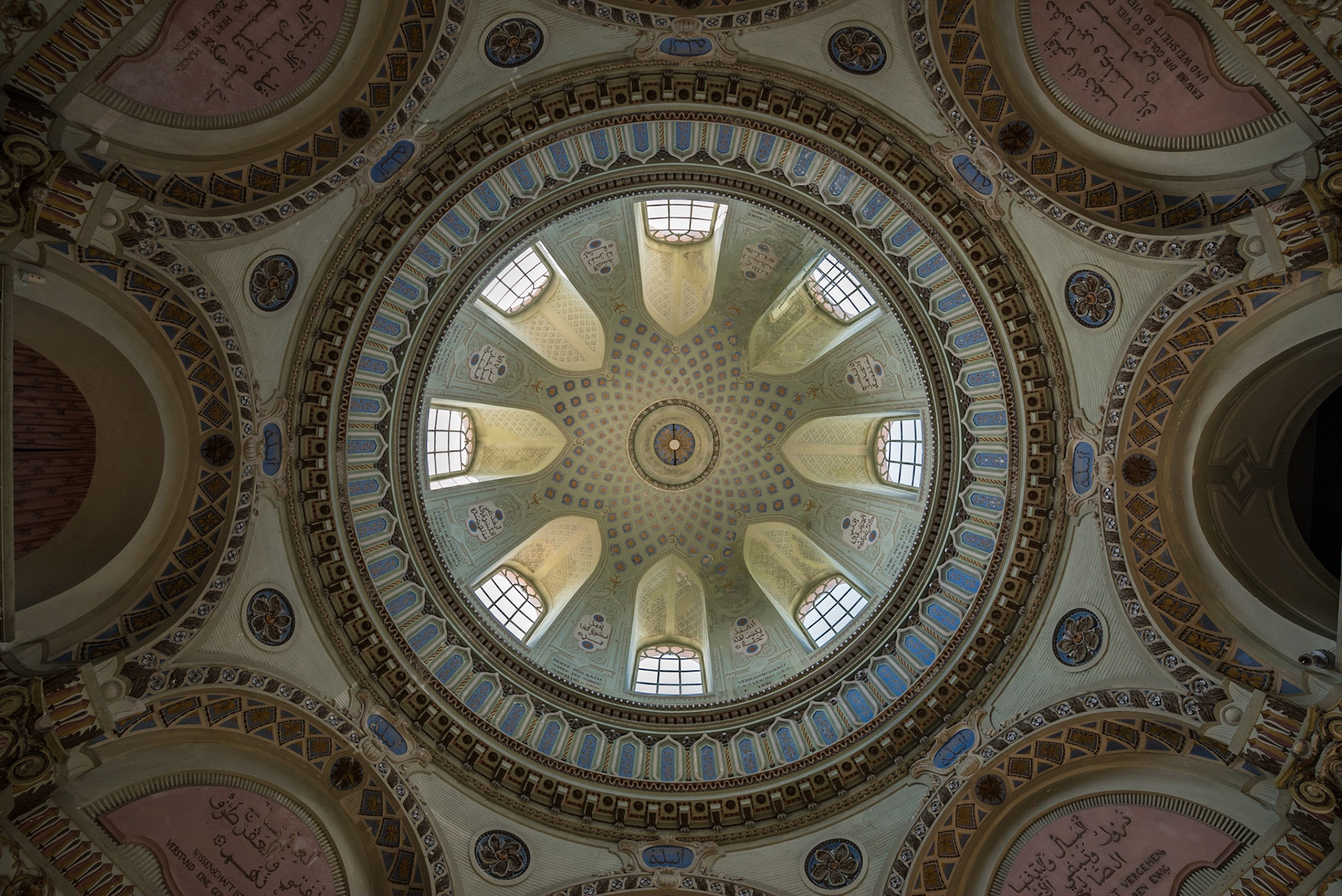 Die Kuppel der Moschee