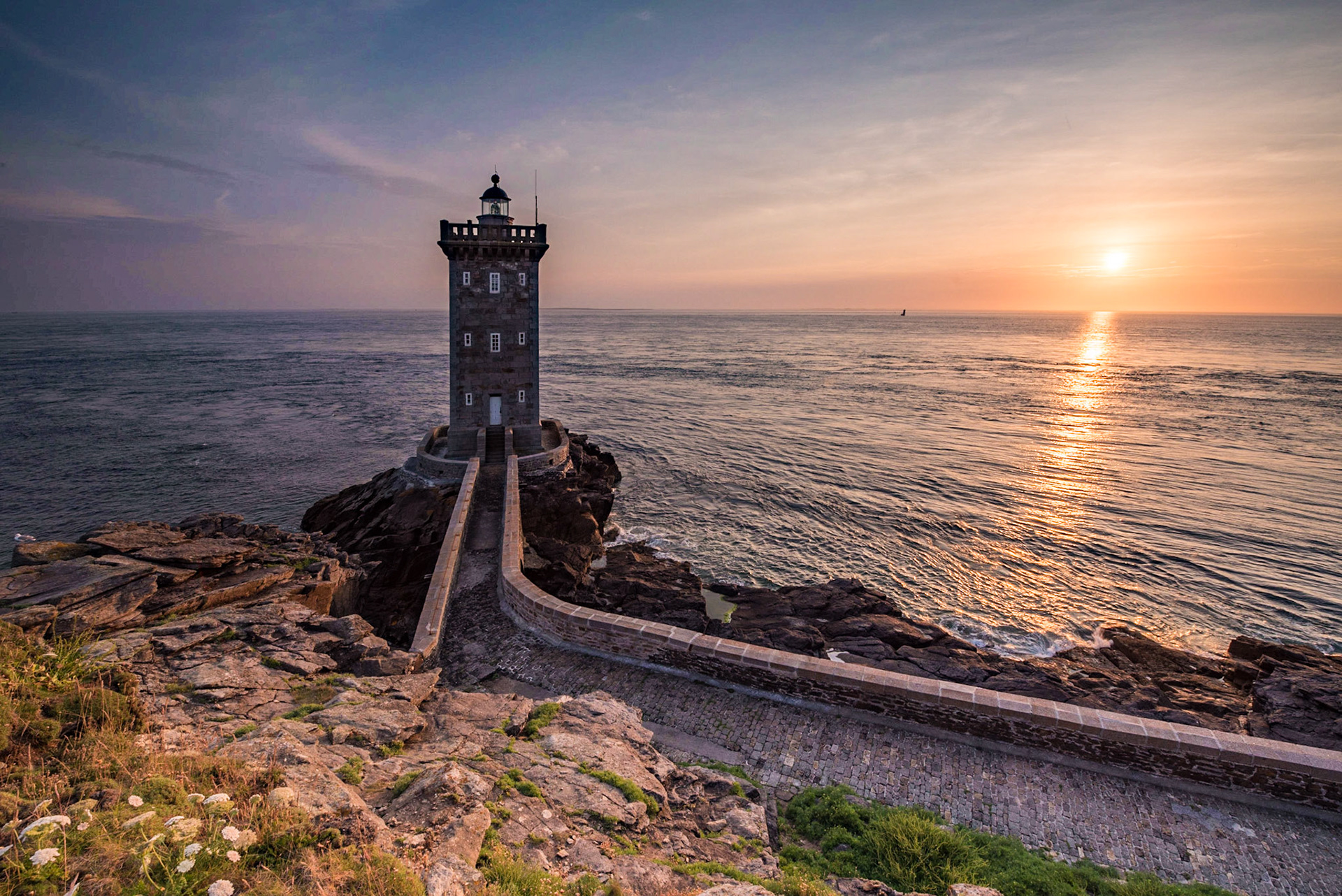 Sonnenuntergang am Phare de Kermovan
