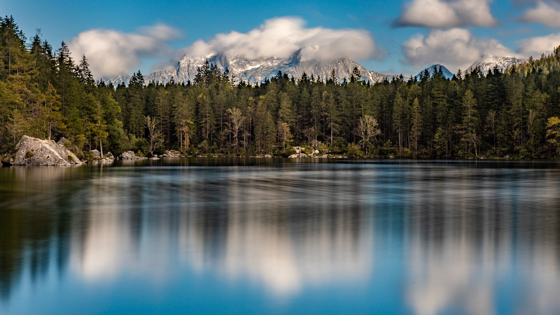 Göllspiegelung im Hintersee