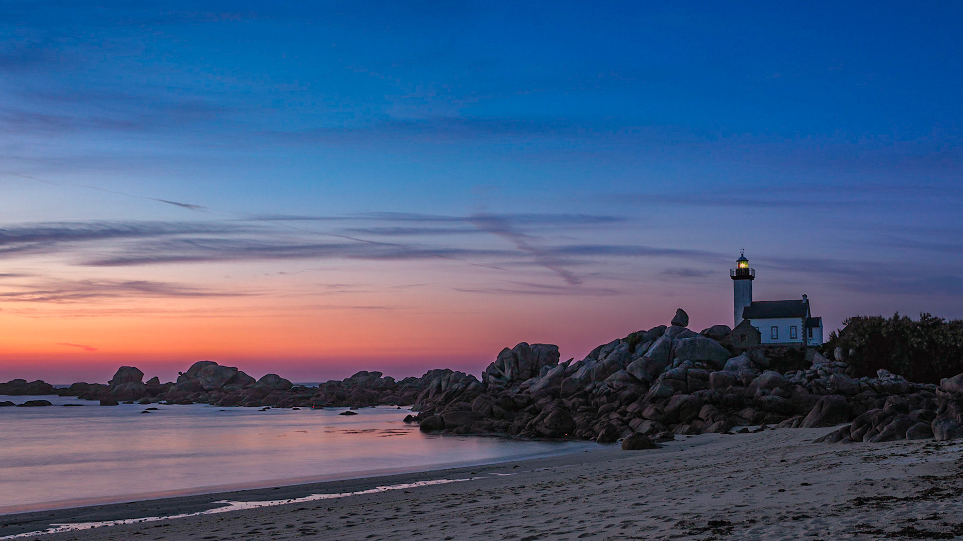 Sonnenuntergang am Phare de Pontusval