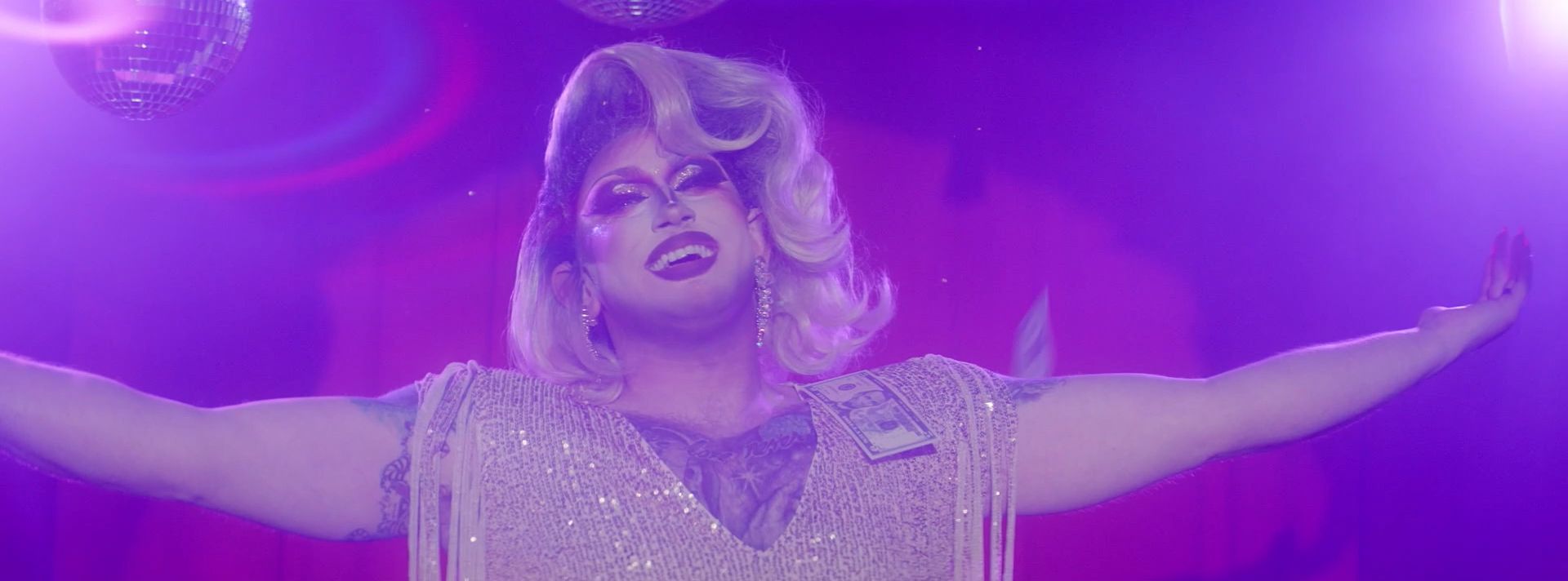 Roxanne Slayed-Her performing at the Drag Bar