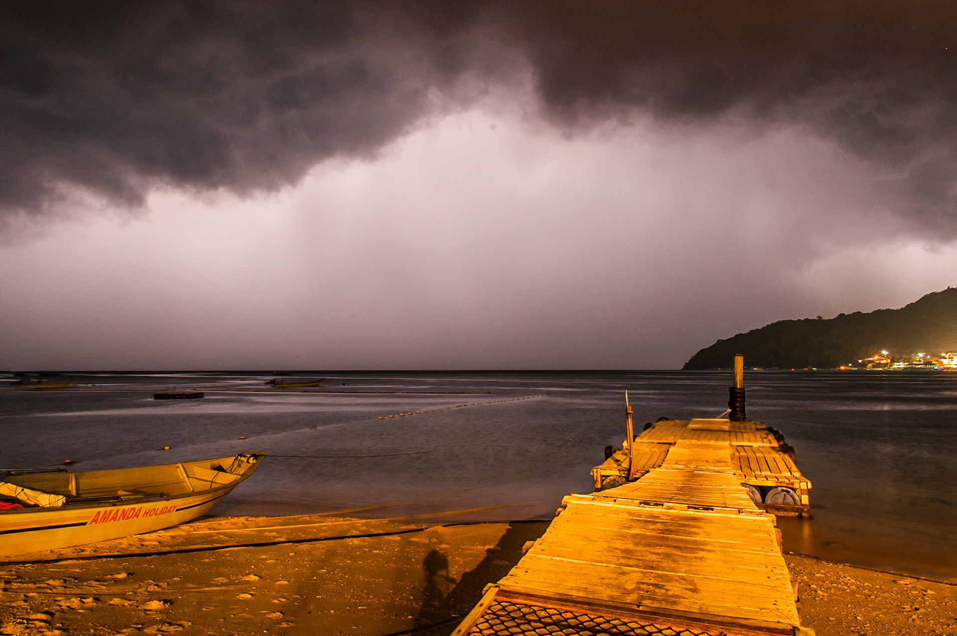 A well deserved spot of RnR on the Perhentian Islands. Some of the best beaches and sea food in Malaysia. We took a flight from Kuching direct to Kota Baharu near the Thai border, before a bus/taxi down the coast to the port of Kuala Besut. From here its a 45 minute speed boat - slamming across the waves - to the Perhentian Islands. We stayed in the Cocohut Beach Chalet, in their new huts on the beach. The best fresh sea food we found was in water colours restaurant, just a 5 minute water taxi ride away. On the last night we got back to the beach just before an epic thunderstorm hit the islands!
