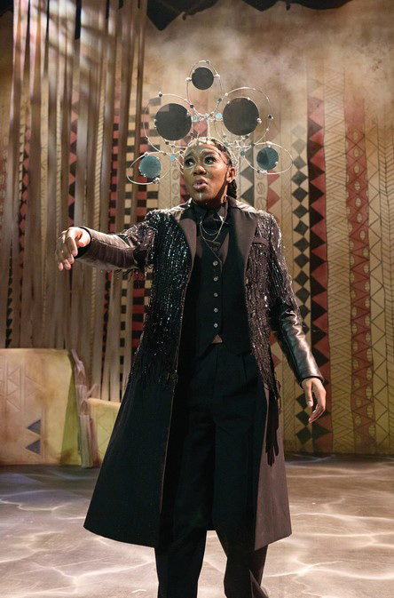Chorus played by Maya Mays, photo taken byWayne Reich