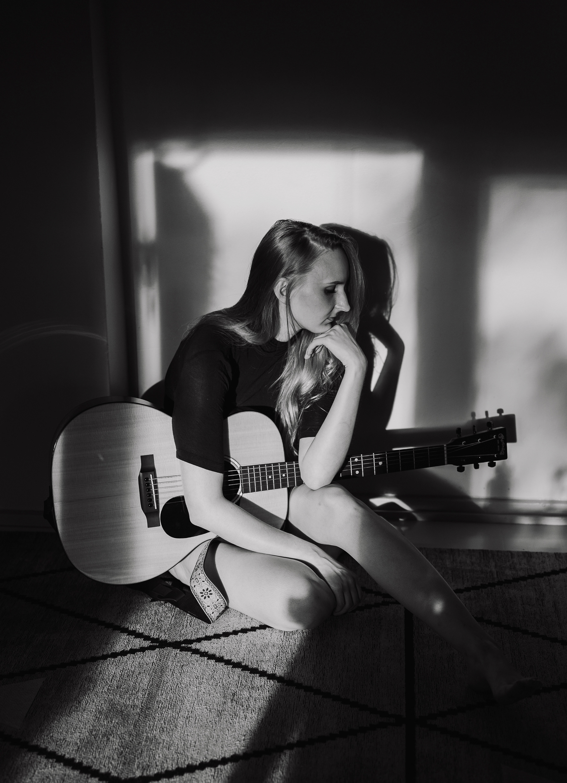 Laulaja-lauluntekijä Inke Launi, 2022.