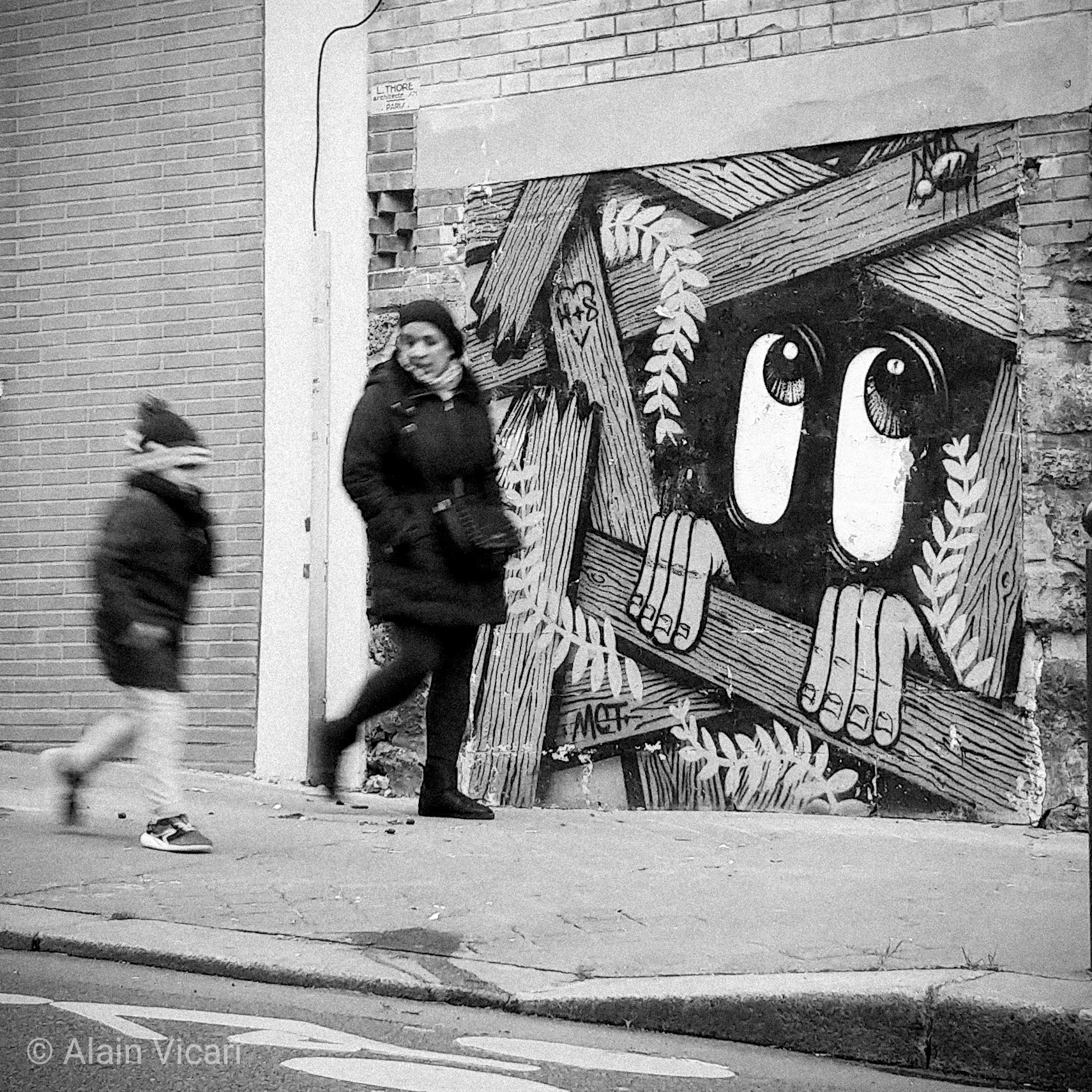 Urban B&W / Paris walks 02