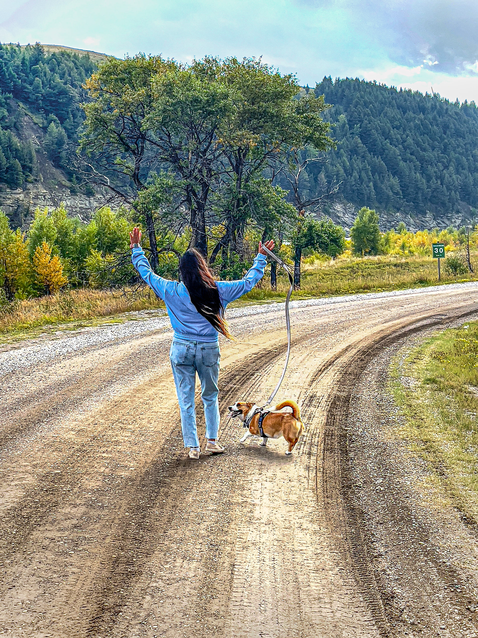 Carrie & Lillie, Boulder Run, Alberta