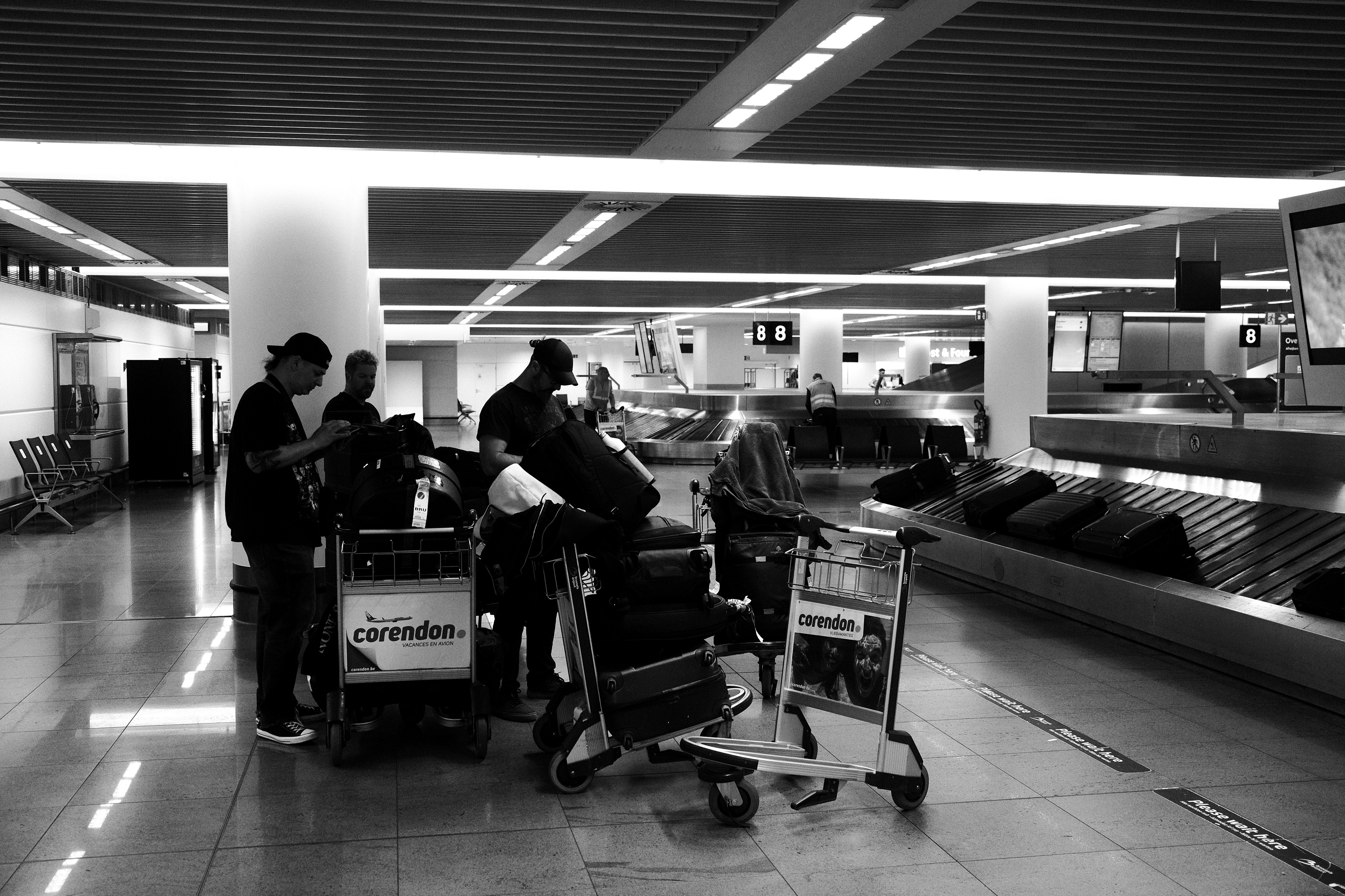 Arriving in Belgium waiting for lost luggage