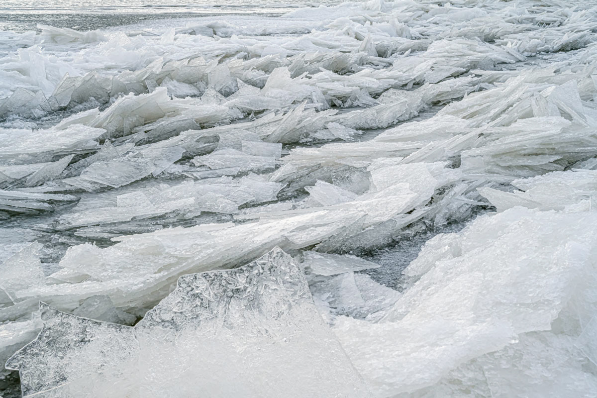 drift ice near marken