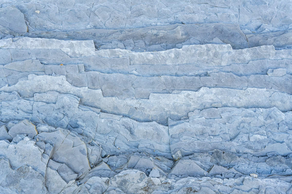 flysch in the walls and flysch on the floor