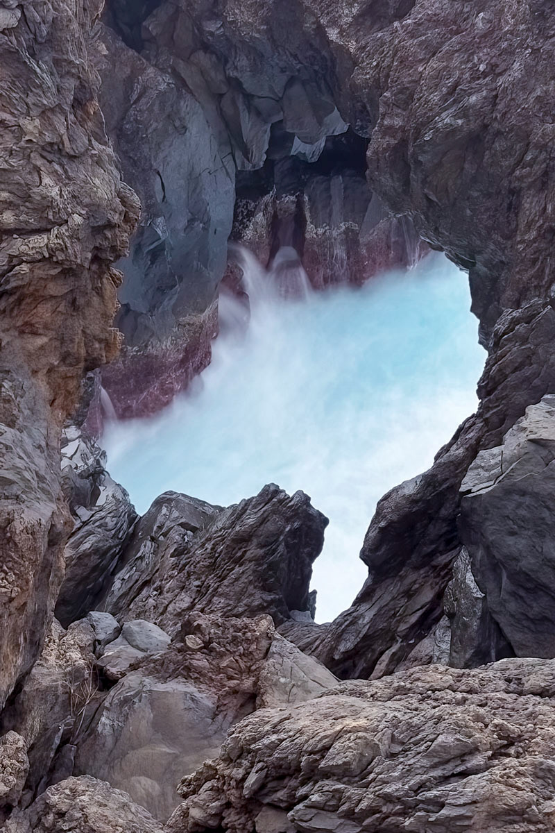 porto moniz sea and rocks