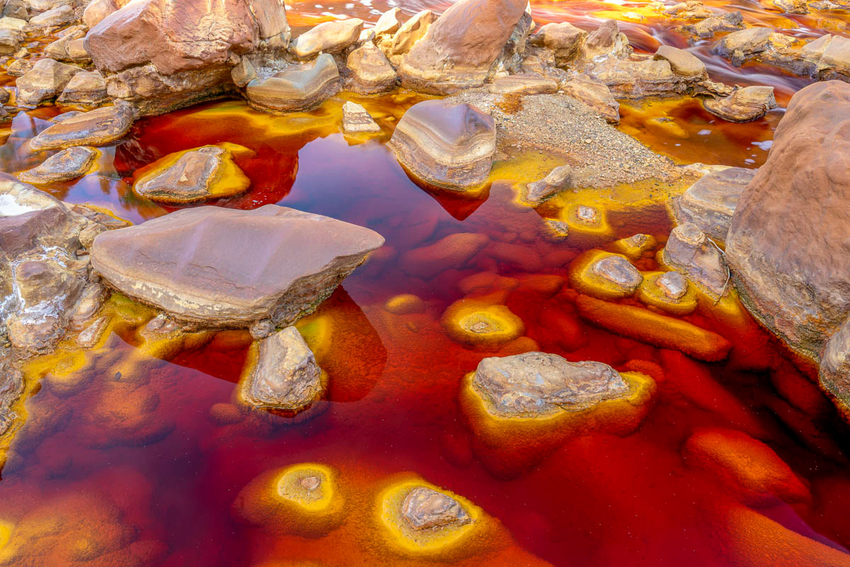 another location: stones and colors