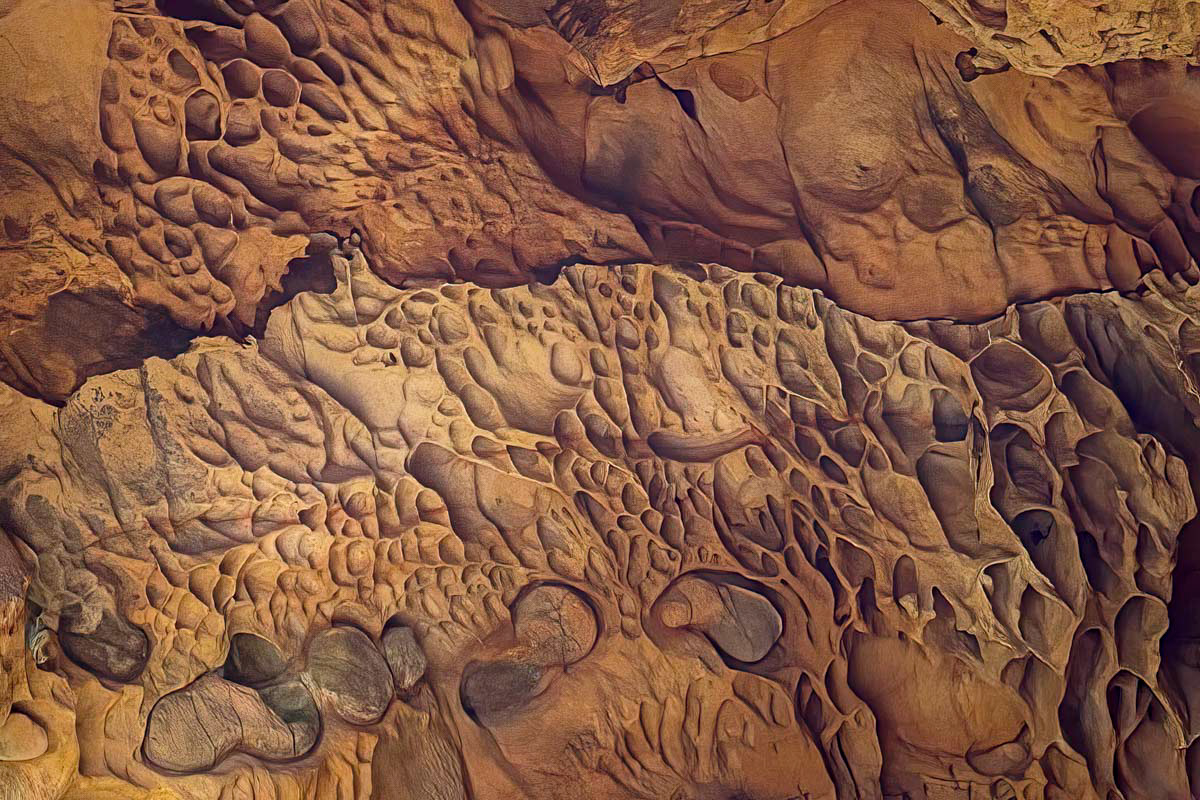 lines and structures in sandstone half-caves