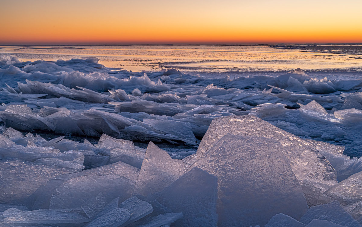 drift ice near marken, just before sunrise 