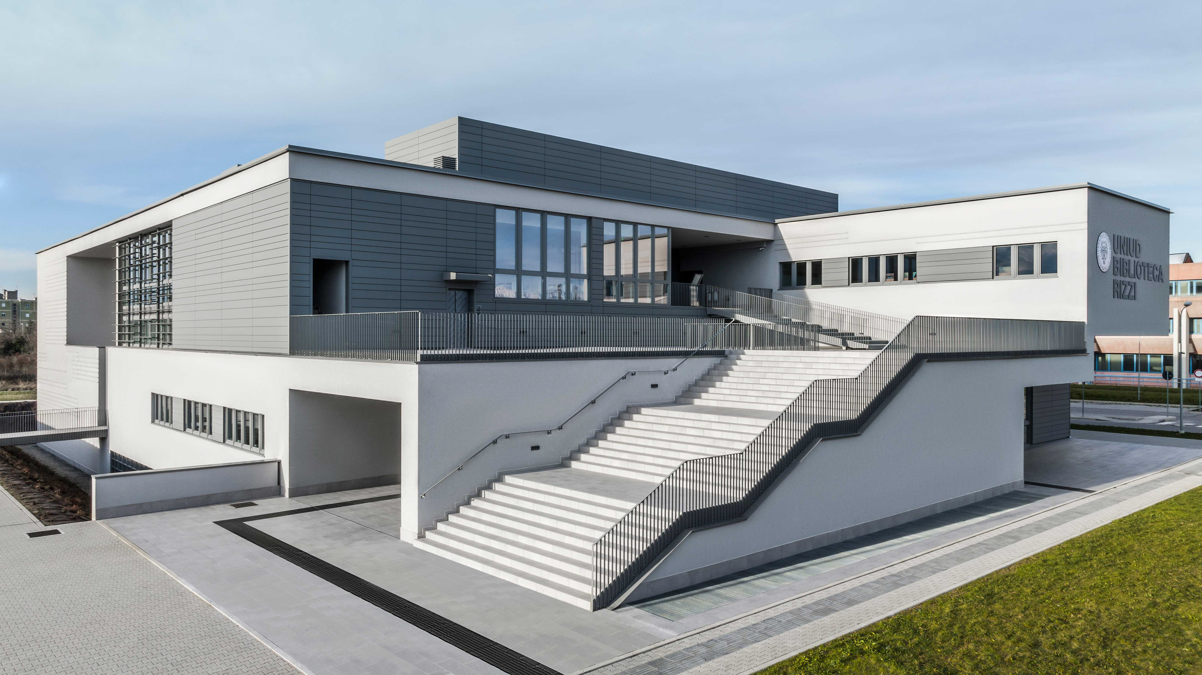 Nuova Biblioteca UNIUD per ROSSIPRODI ASSOCIATI