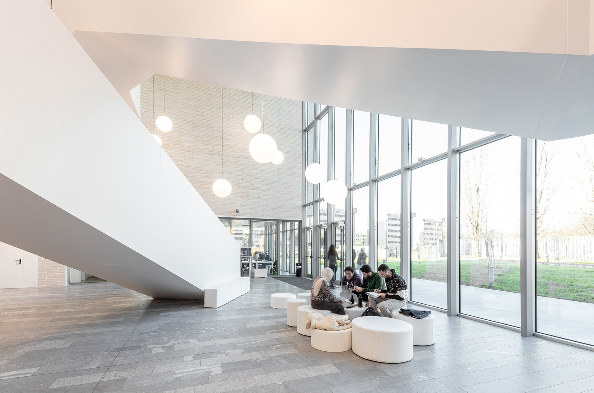 Nuovo Polo Didattico Scienze del Farmaco di Pavia per ITI Spa.