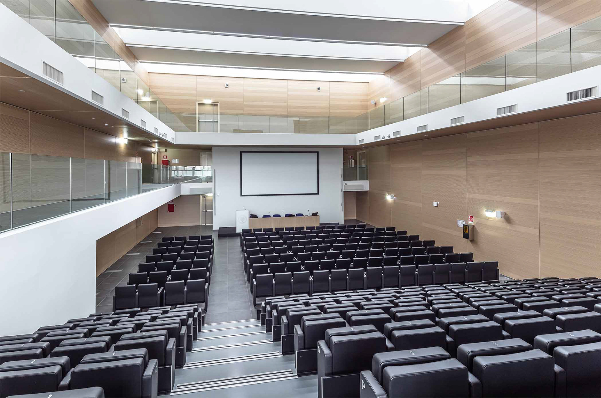 Nuova Biblioteca UNIUD per ROSSIPRODI ASSOCIATI