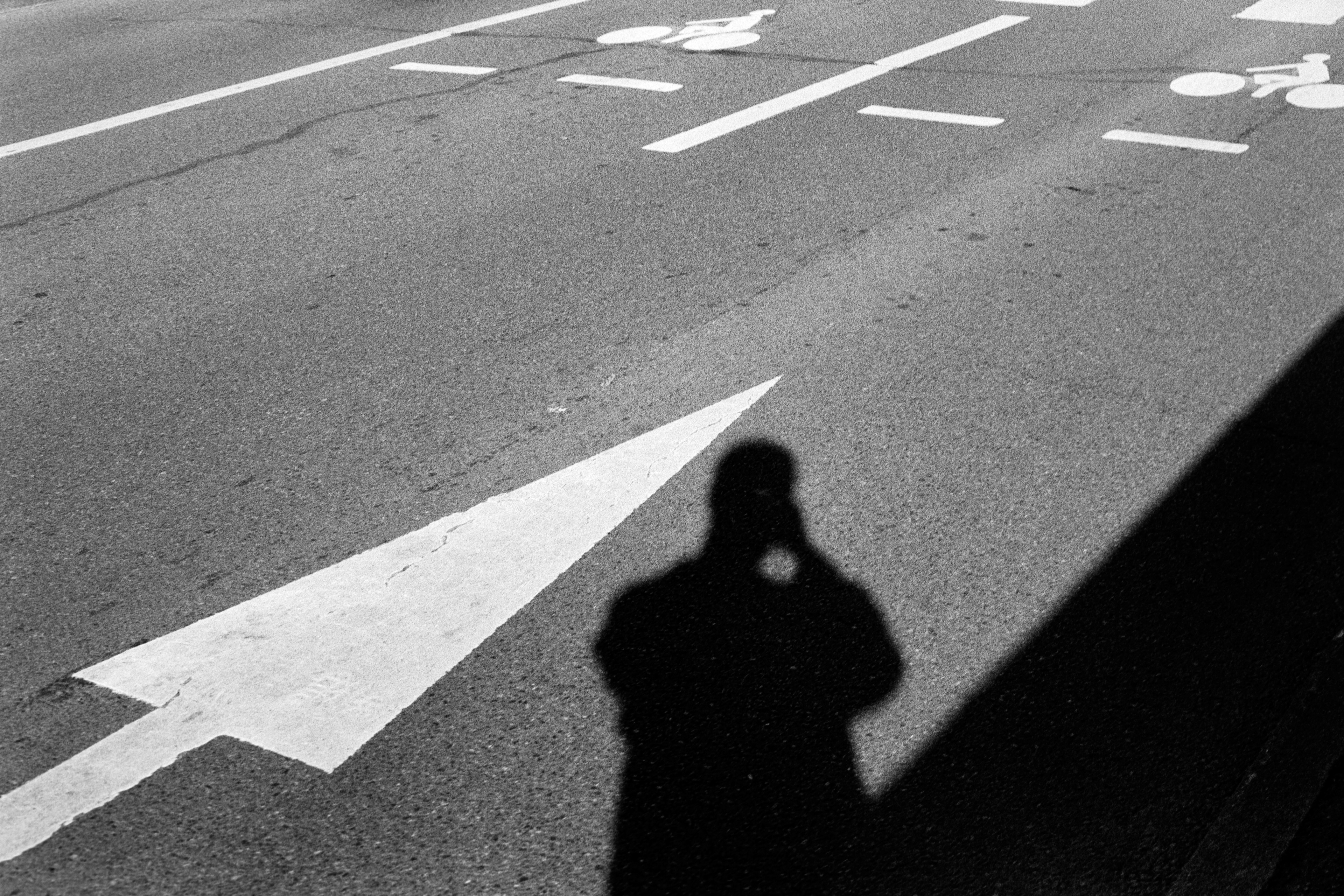 Autoportrait à la flèche©️ — Octobre 2025/Tours