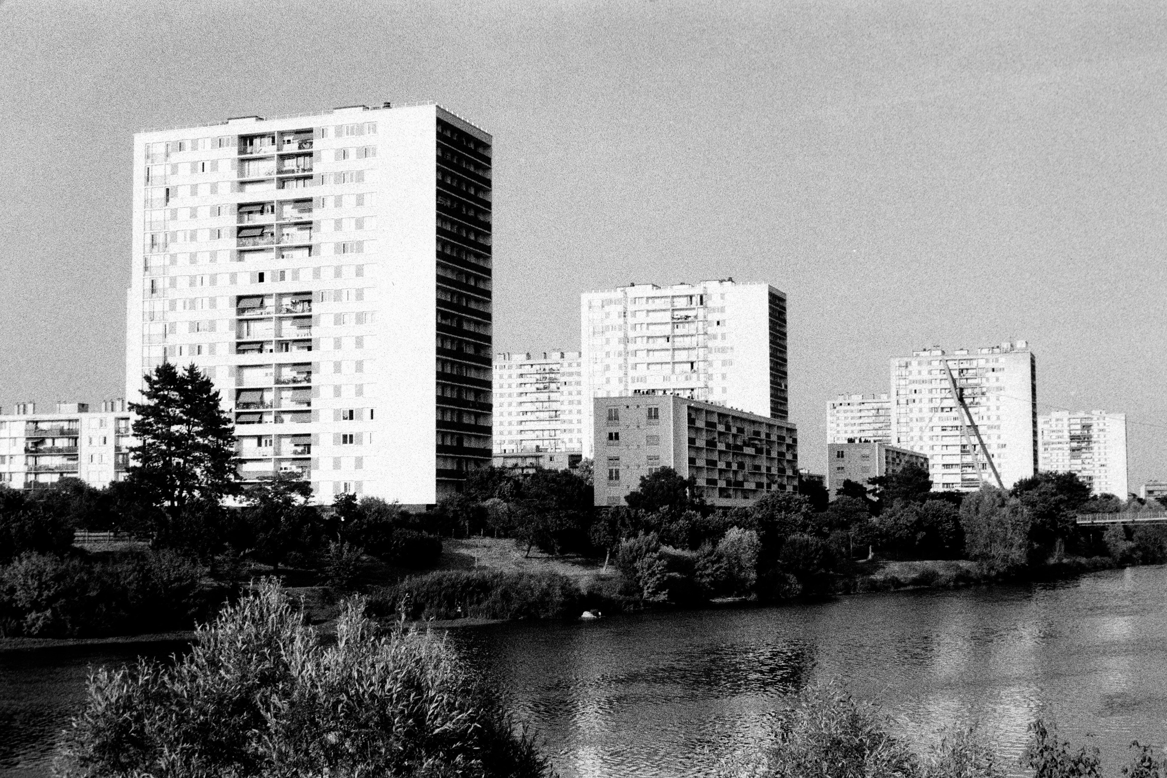 Tours: réplique ©️ Juin 2025 — Tours