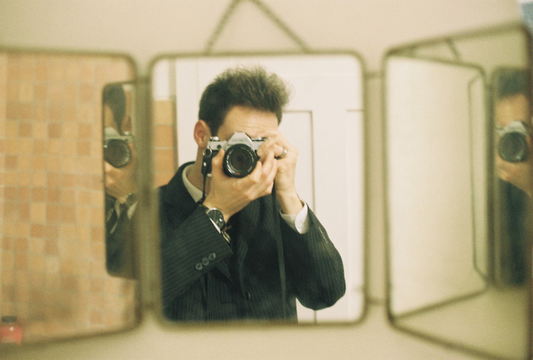 Autoportrait trompe-l'oeil ©️ — Janvier 2025/Le gué André - iso 200