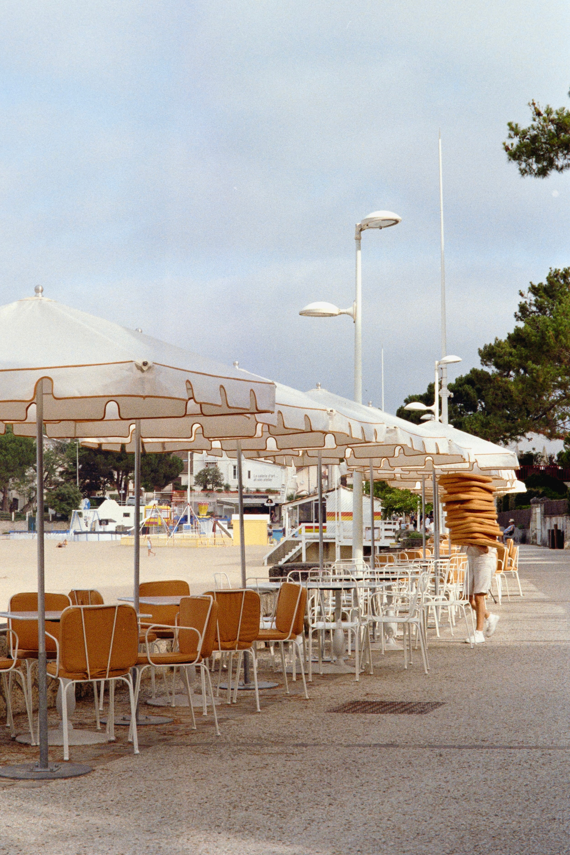 les coussins  © Juin 2025 — St-Palais-Sur-Mer