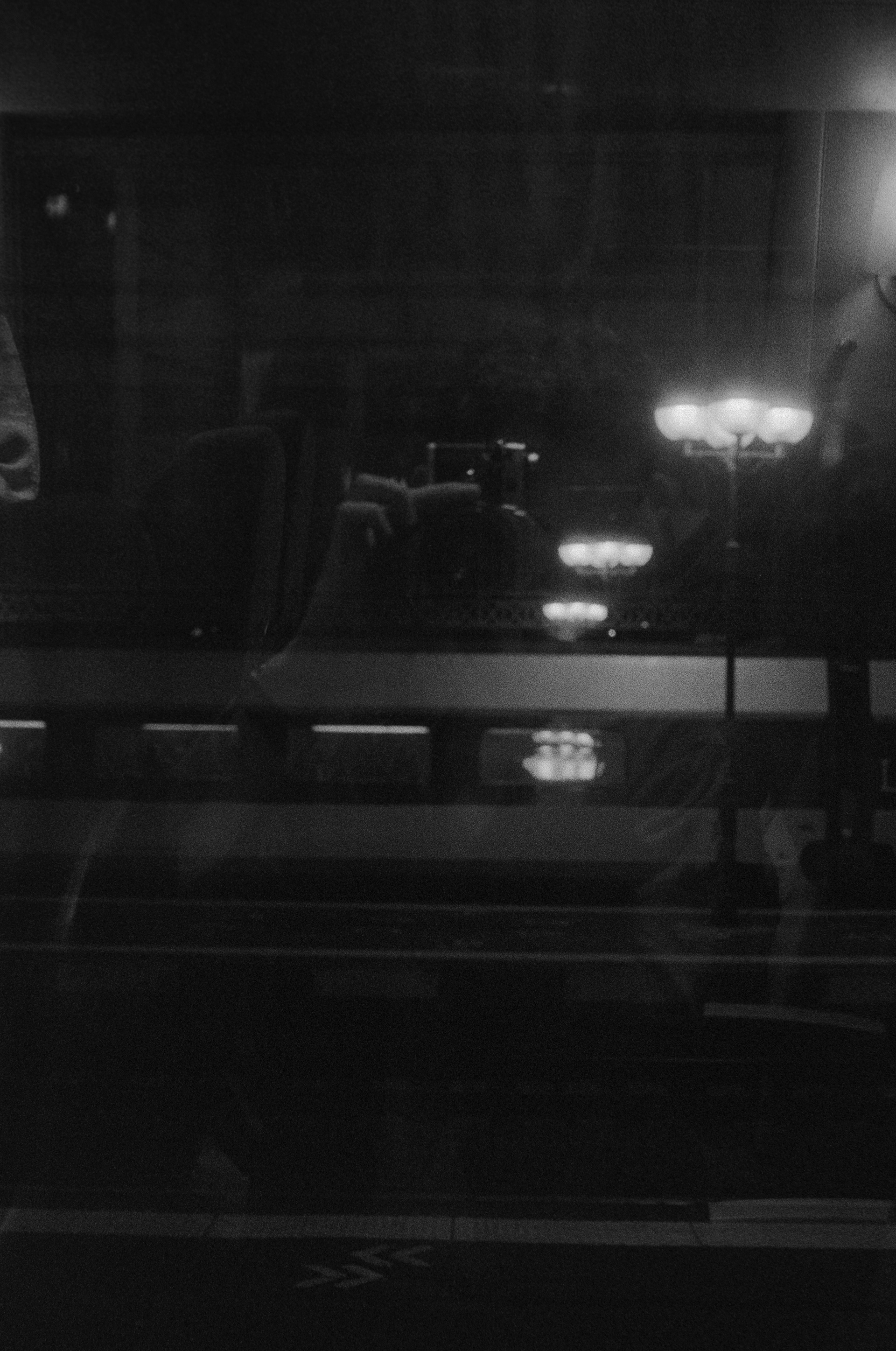 Autoportrait wagon © Janvier 2026/Tours- iso 3200