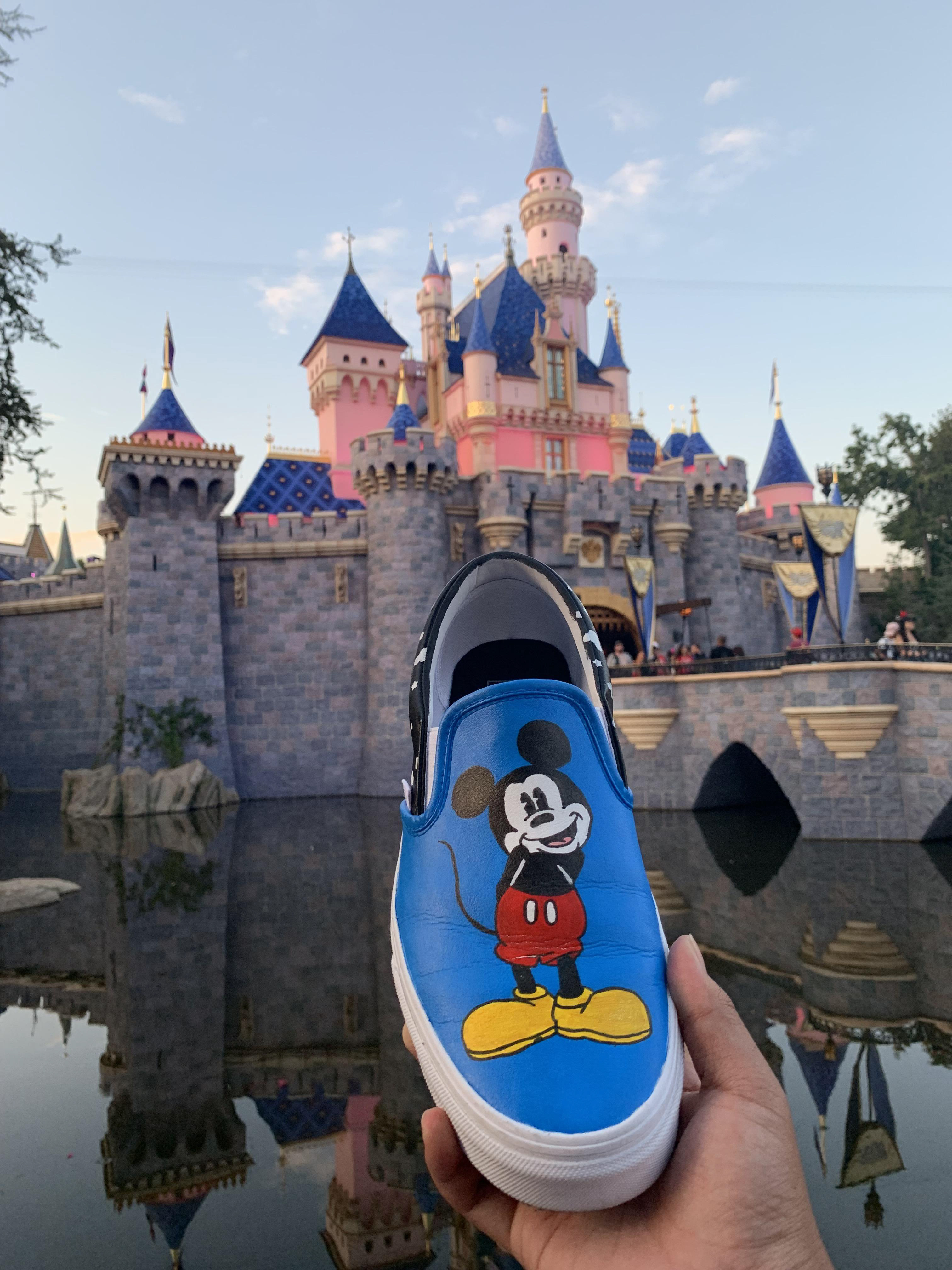 Mickey Mouse Vans