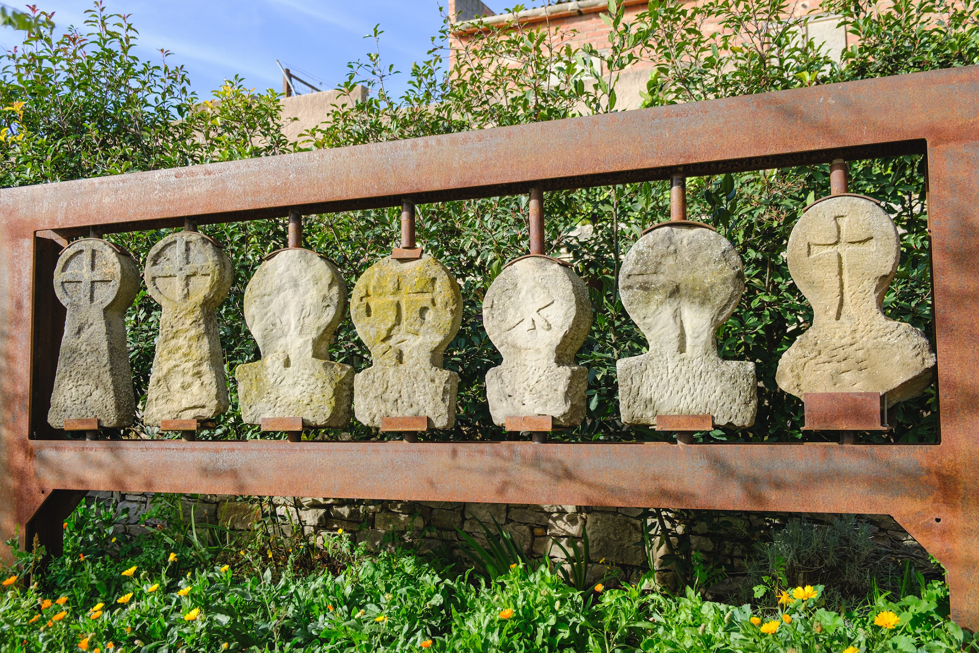 Esteles de la Guàrdia Pilosa