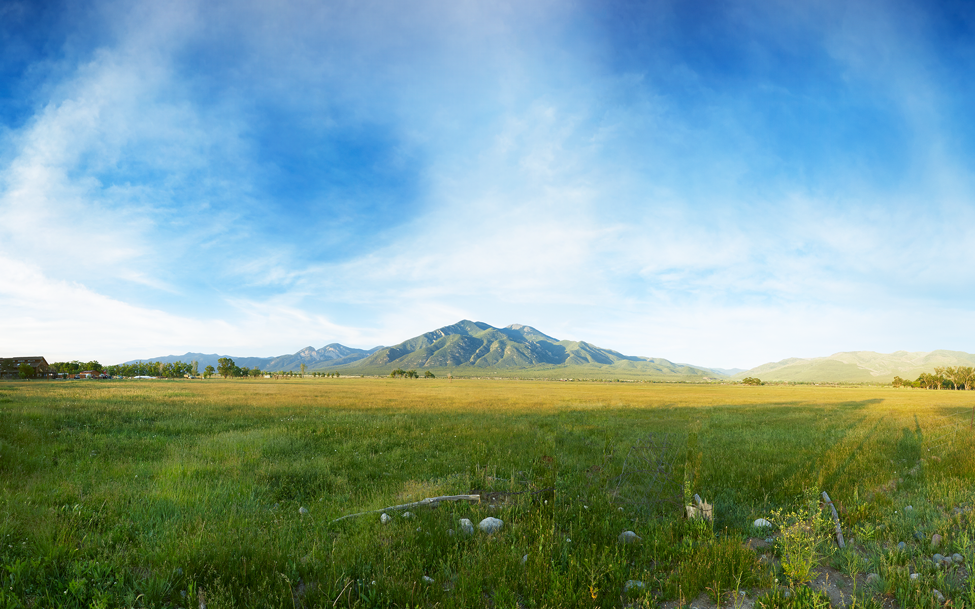 Layer 4 - Mountain and sky