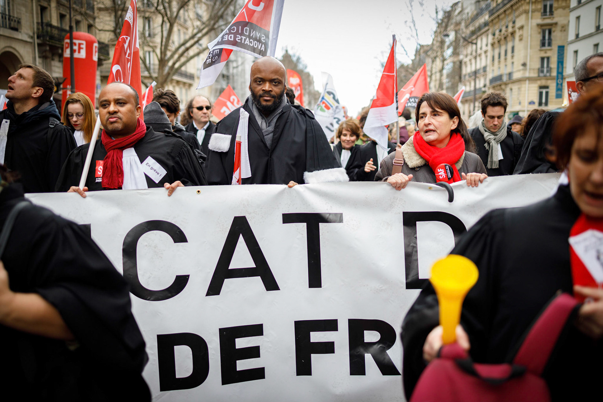 Avocats lors d'une manifestation contre la réforme des retraites, à Paris, à l'appel d'une intersyndicale (FO, CGT, SUD, Solidaires, UNEF...), le 20/02/2020.Paris, FRANCE - 20/02/2020