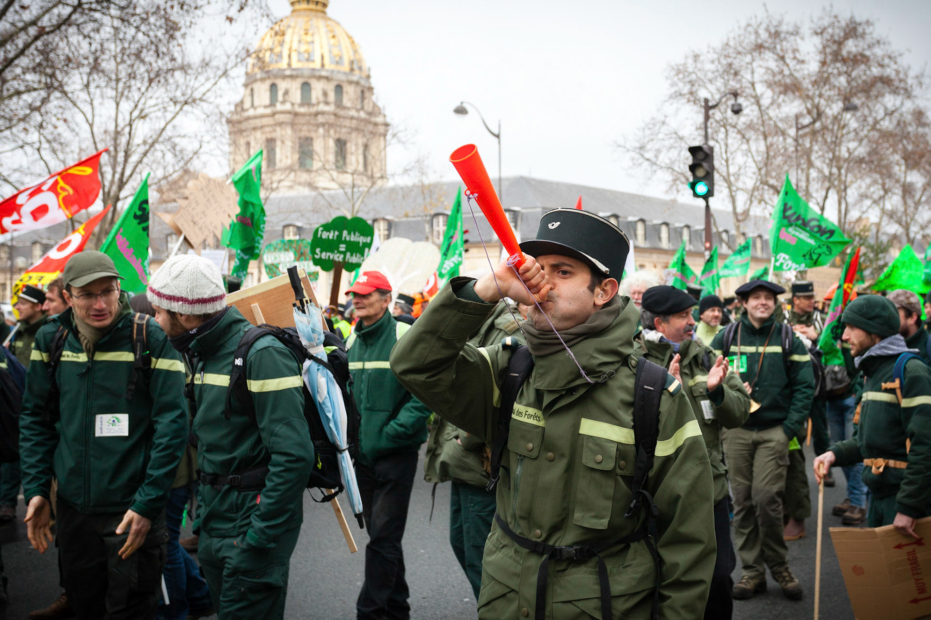 Manifestation des employés de l'ONF à Paris. Paris, FRANCE - 14/12/2017