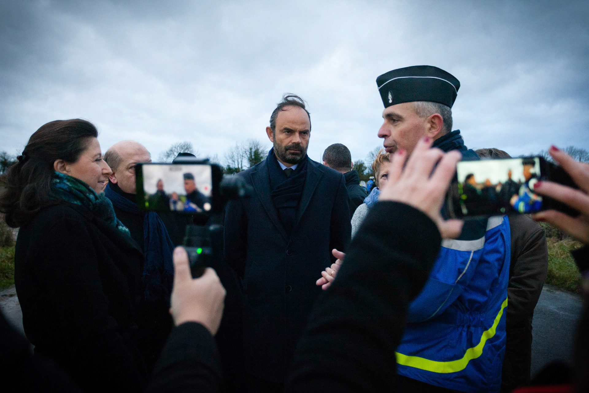 Edouard Philippe (premier ministre) et Agnès Buzyn (ministre de la santé), lors d'un contrôle routier à Coubert (Seine-et-Marne). Coubert, FRANCE - 11/12/2017