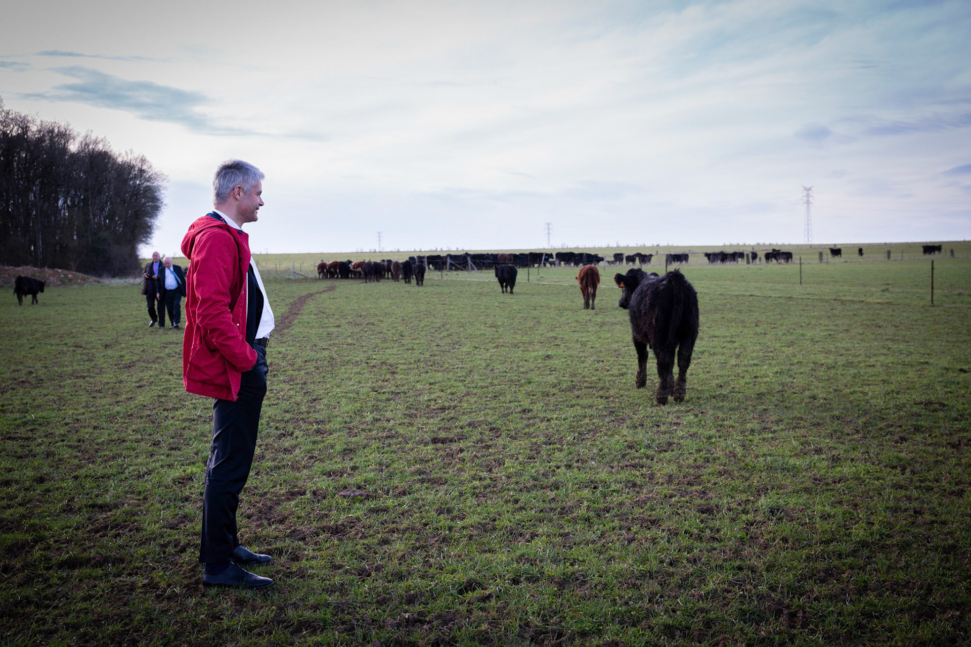 Laurent Wauquiez (président des Républicains) visite une ferme à Girolles.  Girolles, FRANCE - 14/03/2018
