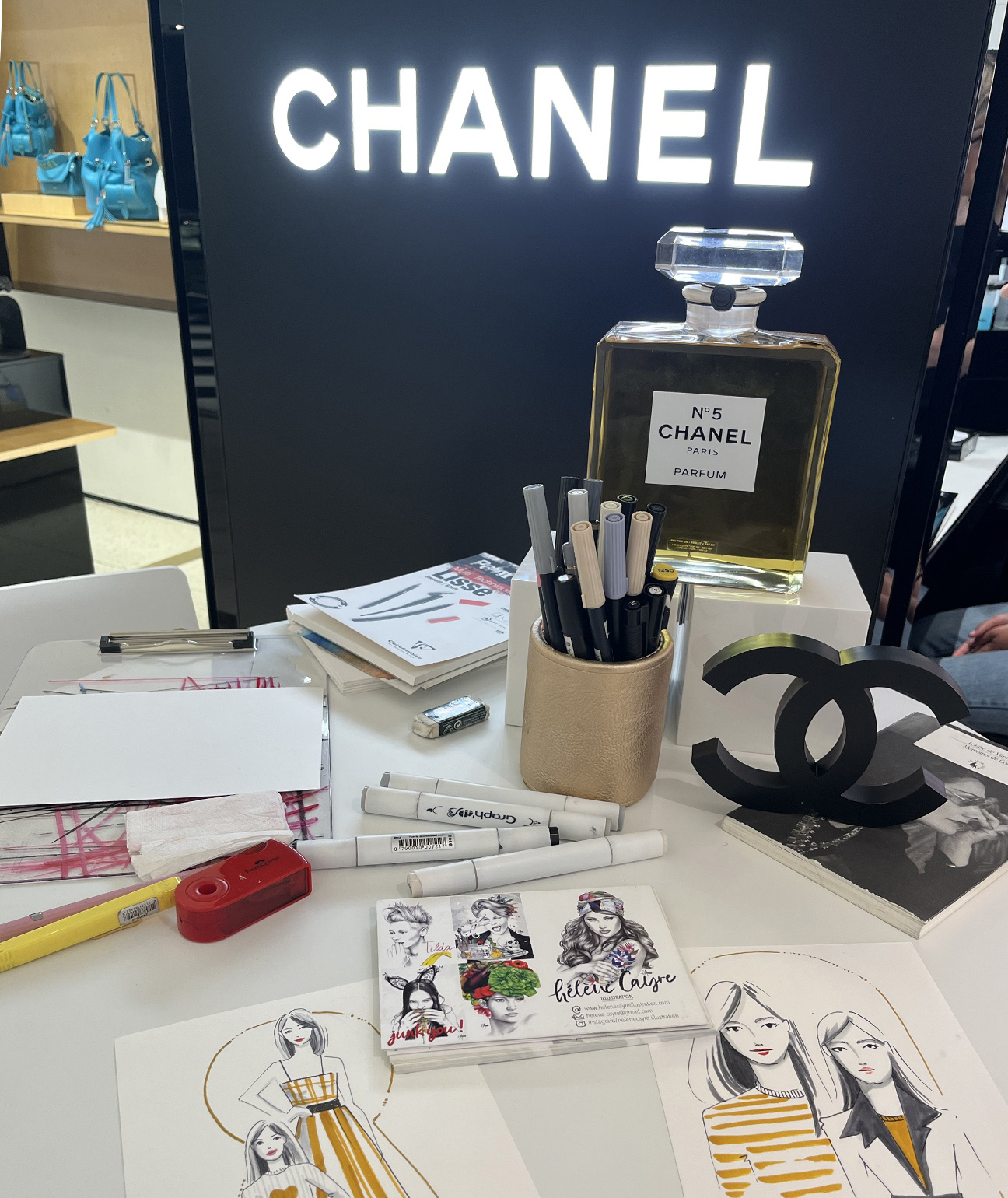LIve Drawing Chanel Animation dessin Fête des Mères 2023