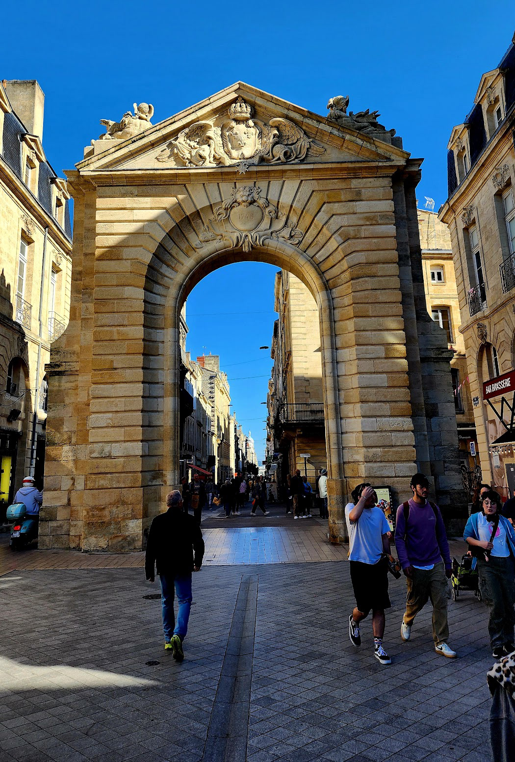 Not the arch de triomphe