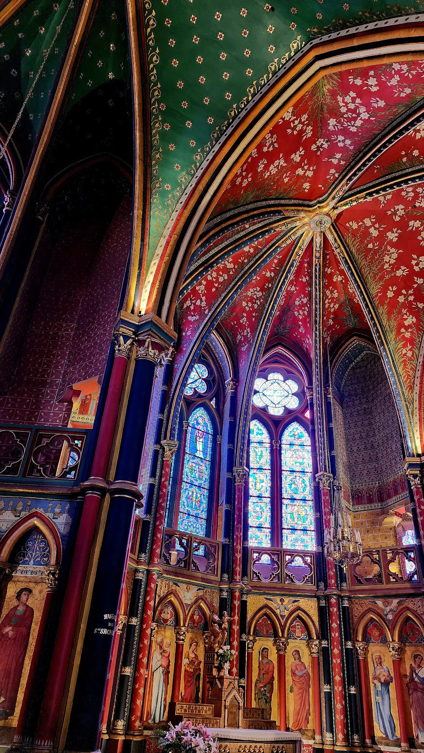 INTERIOR OF CATHEDRAL SAINT-MARIE