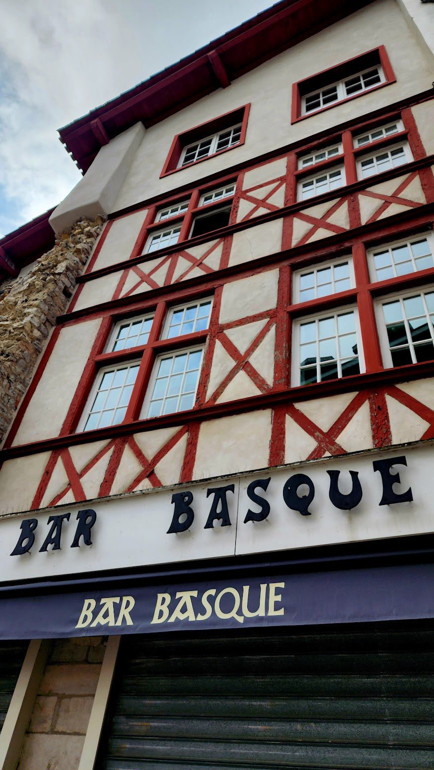 Bar Basque