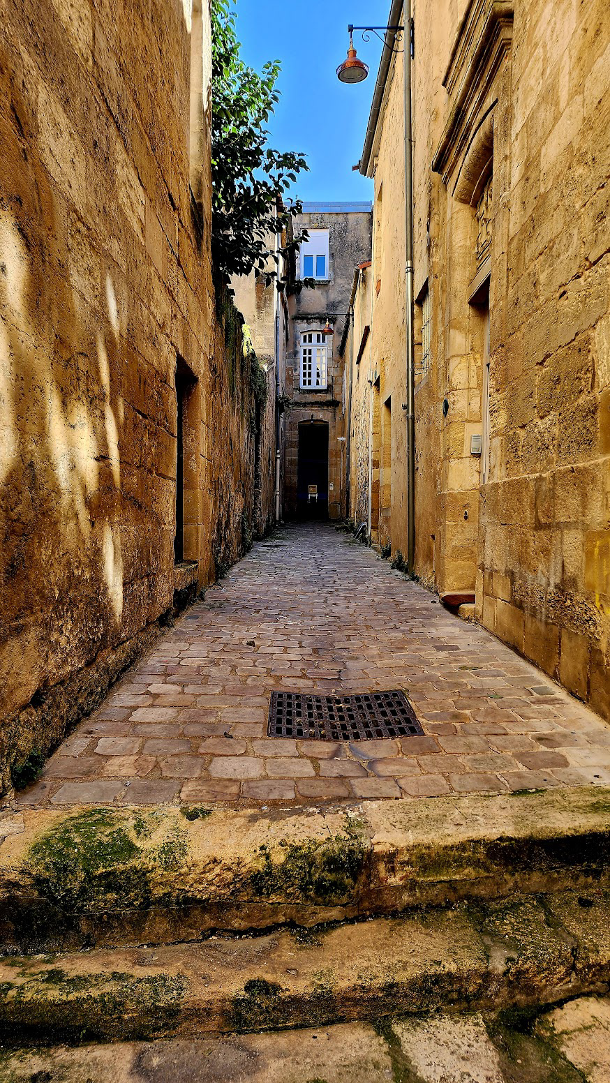 STREET SCENE