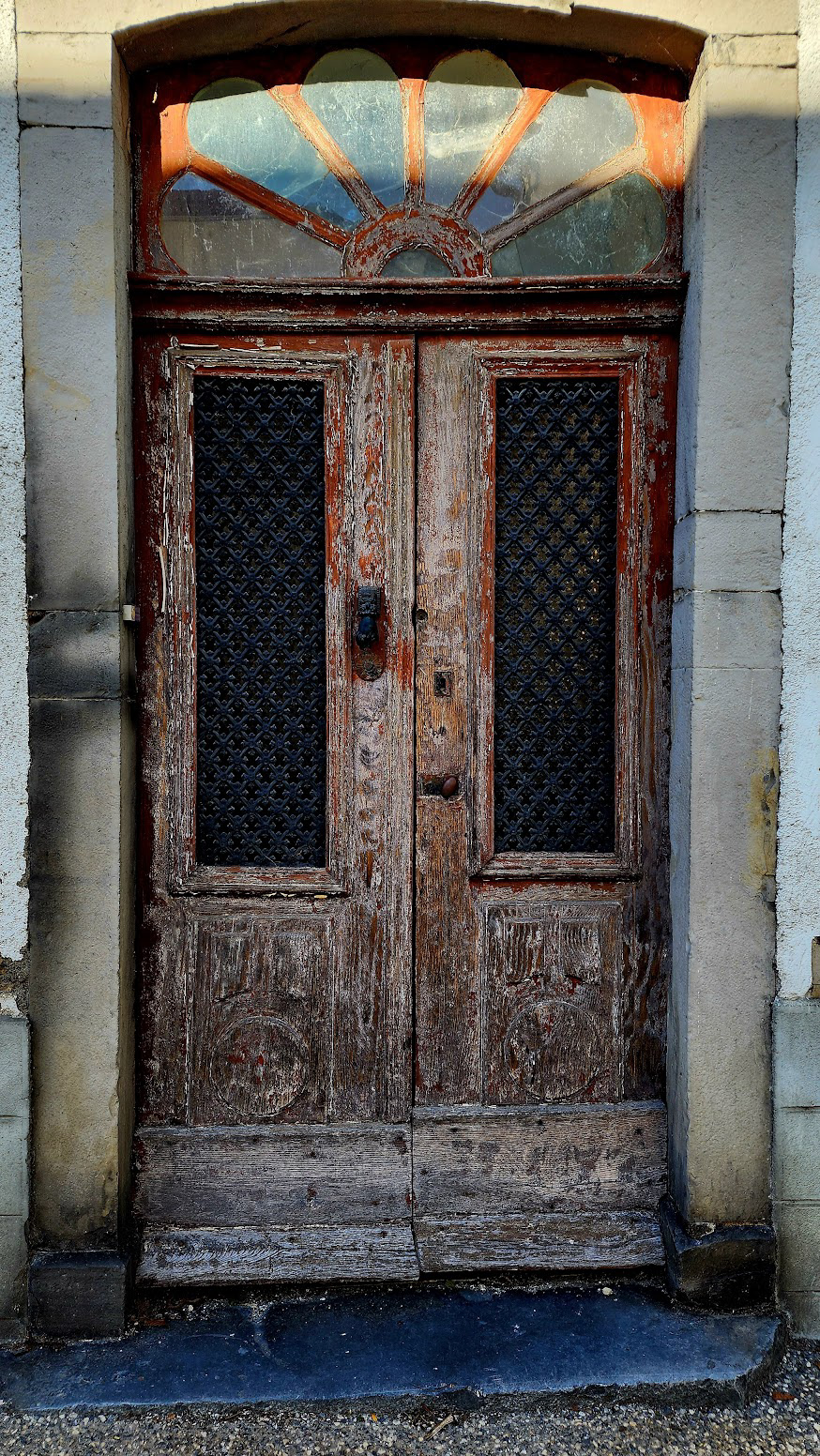 TEXTURAL DOOR