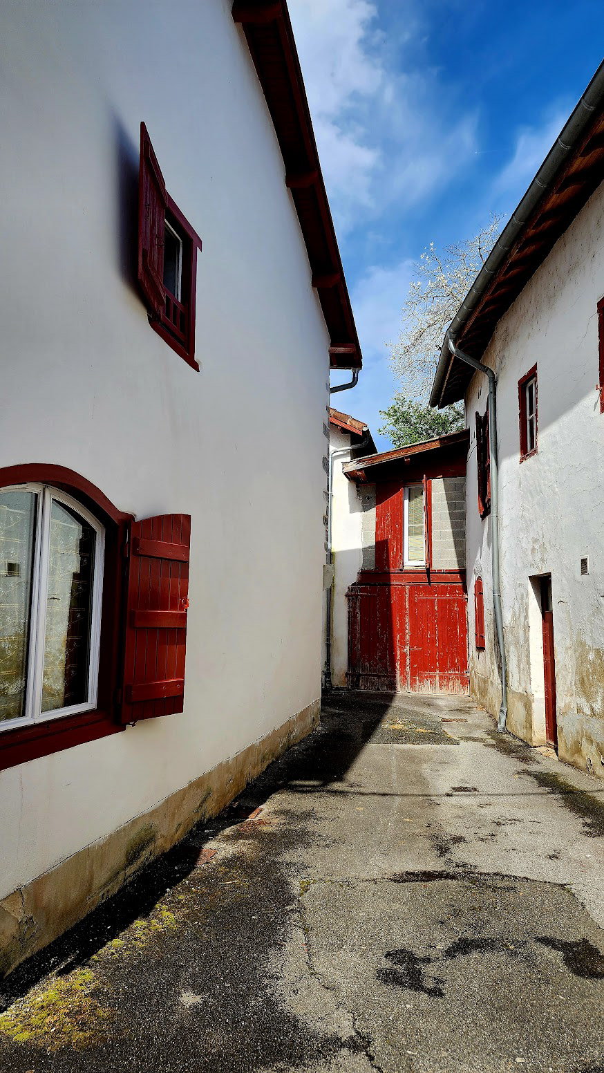 BASQUE ALLEY