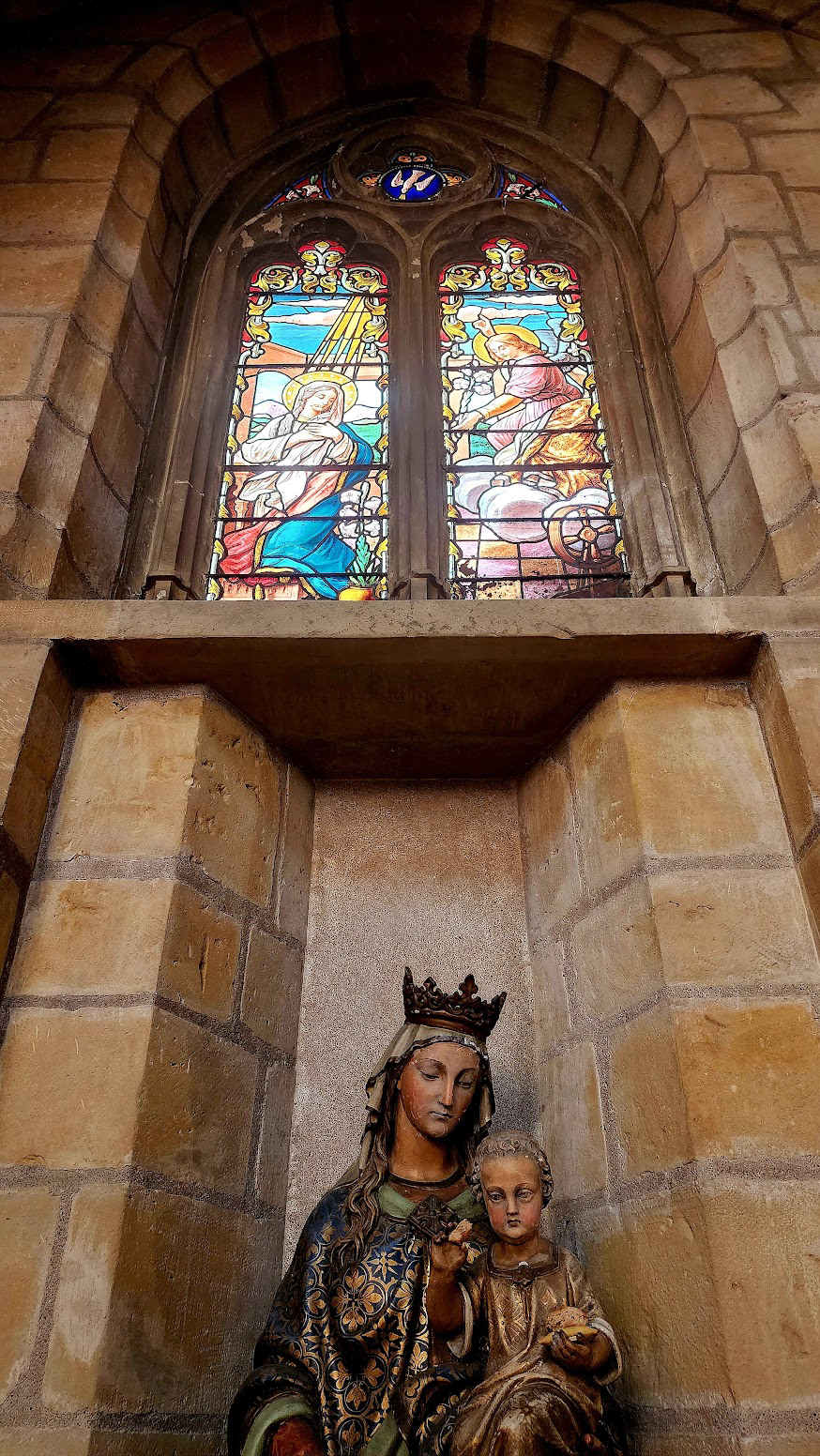 ÉGLISE DE SAINT-ESPRIT