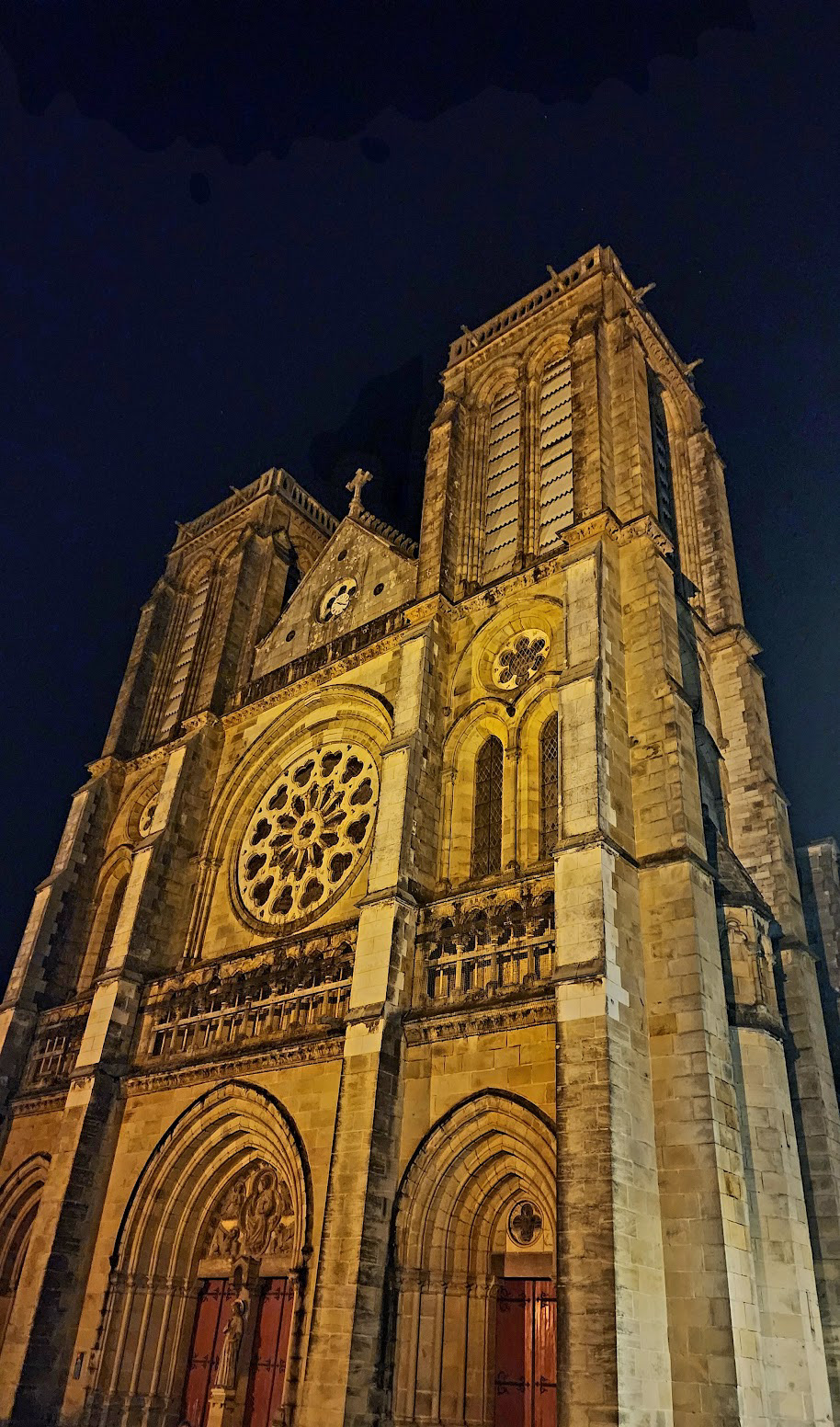 Cathedrale at Night