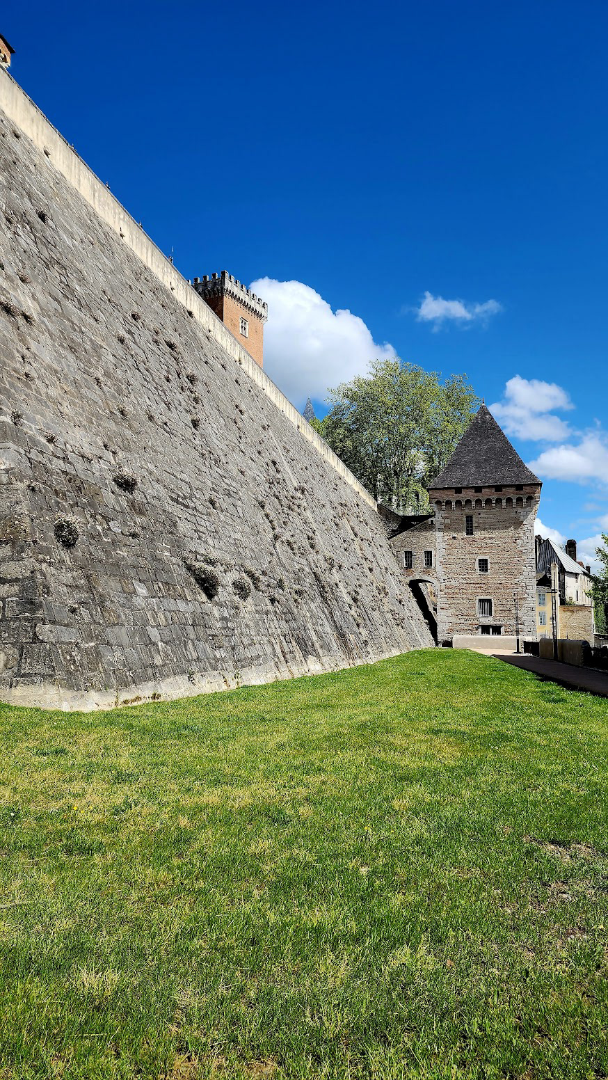 ARCHITECTURAL DETAIL