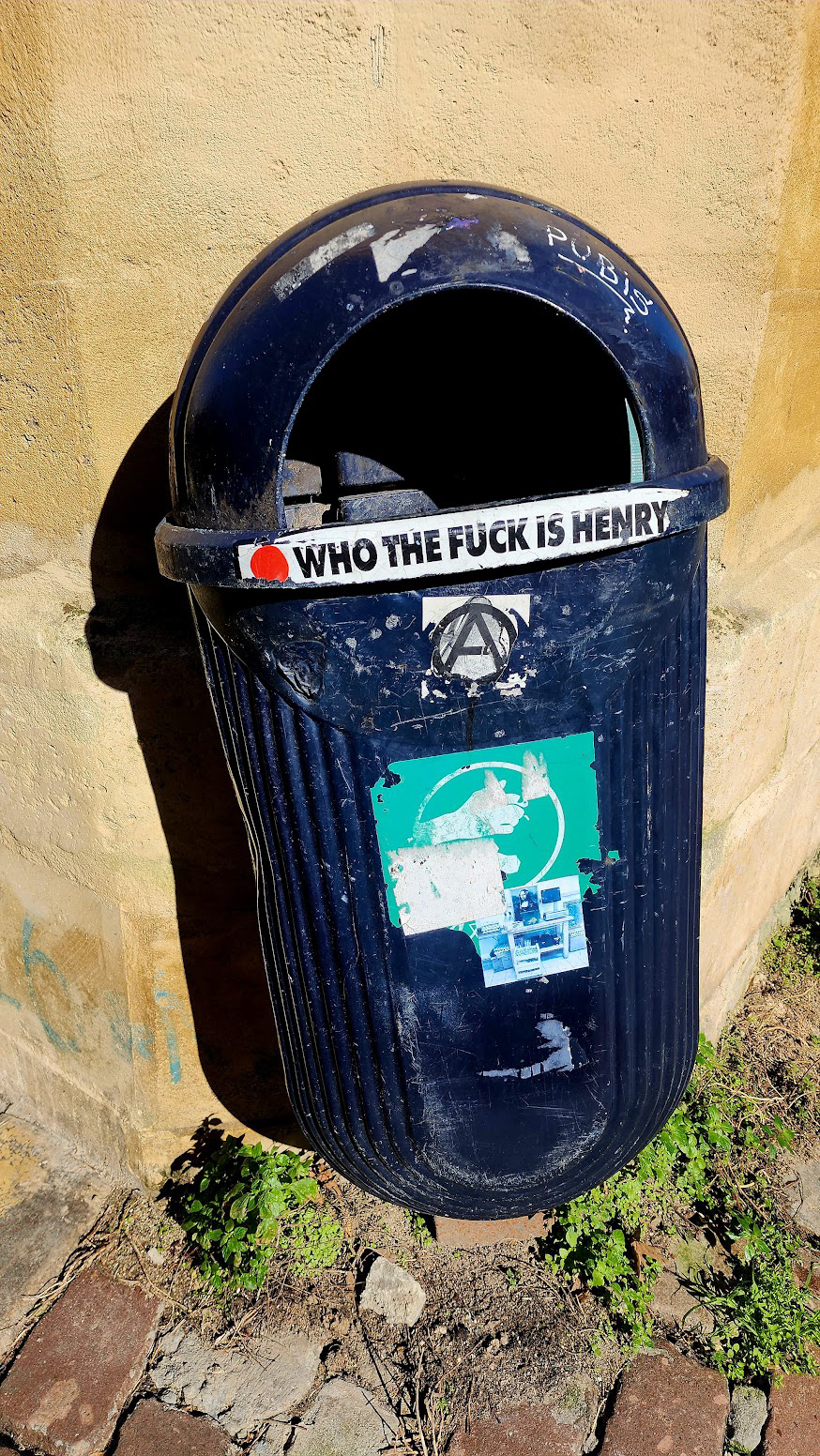 WHO THE FUCK IS HENRY?