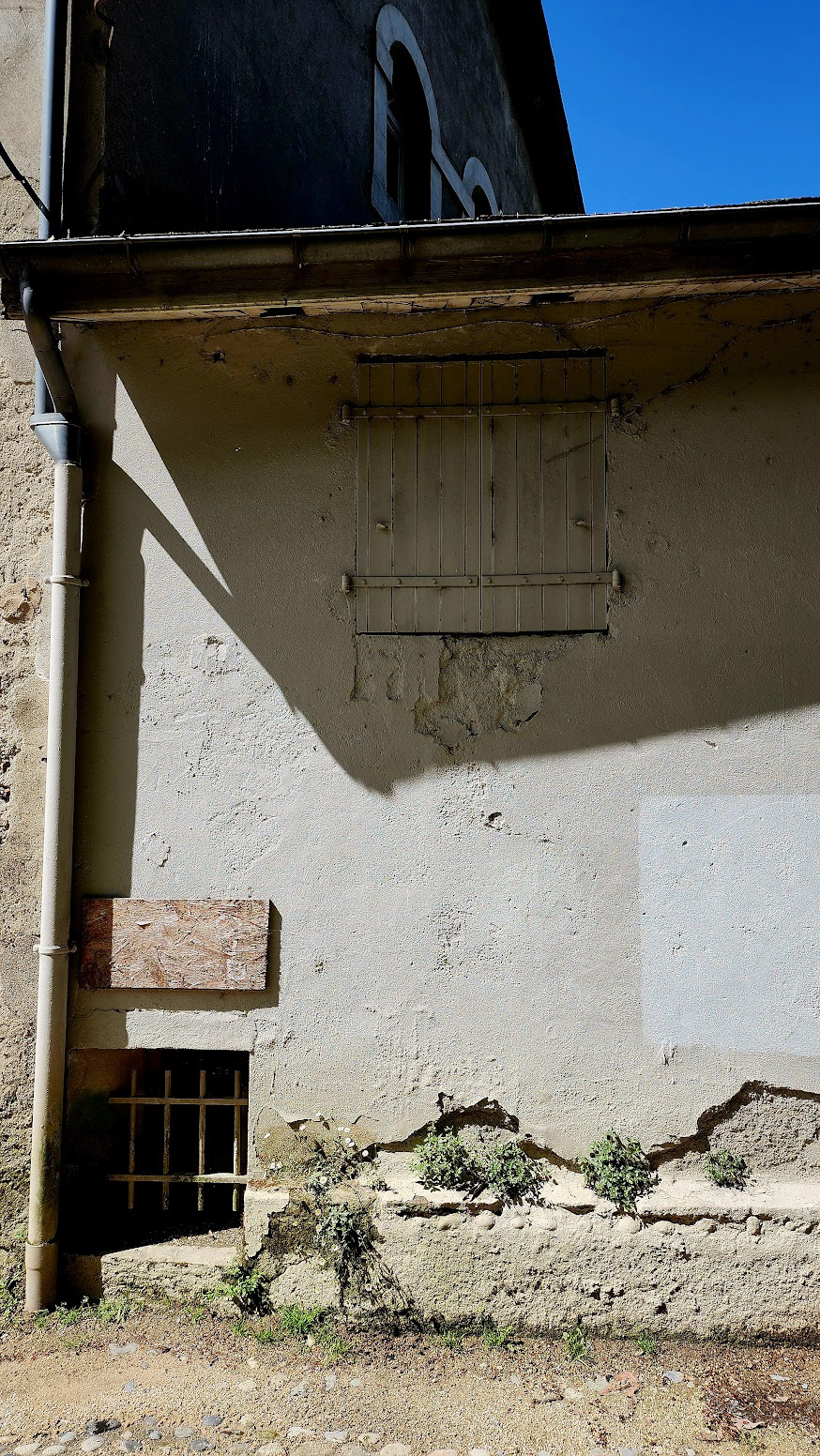 ARCHITECTURAL DETAIL