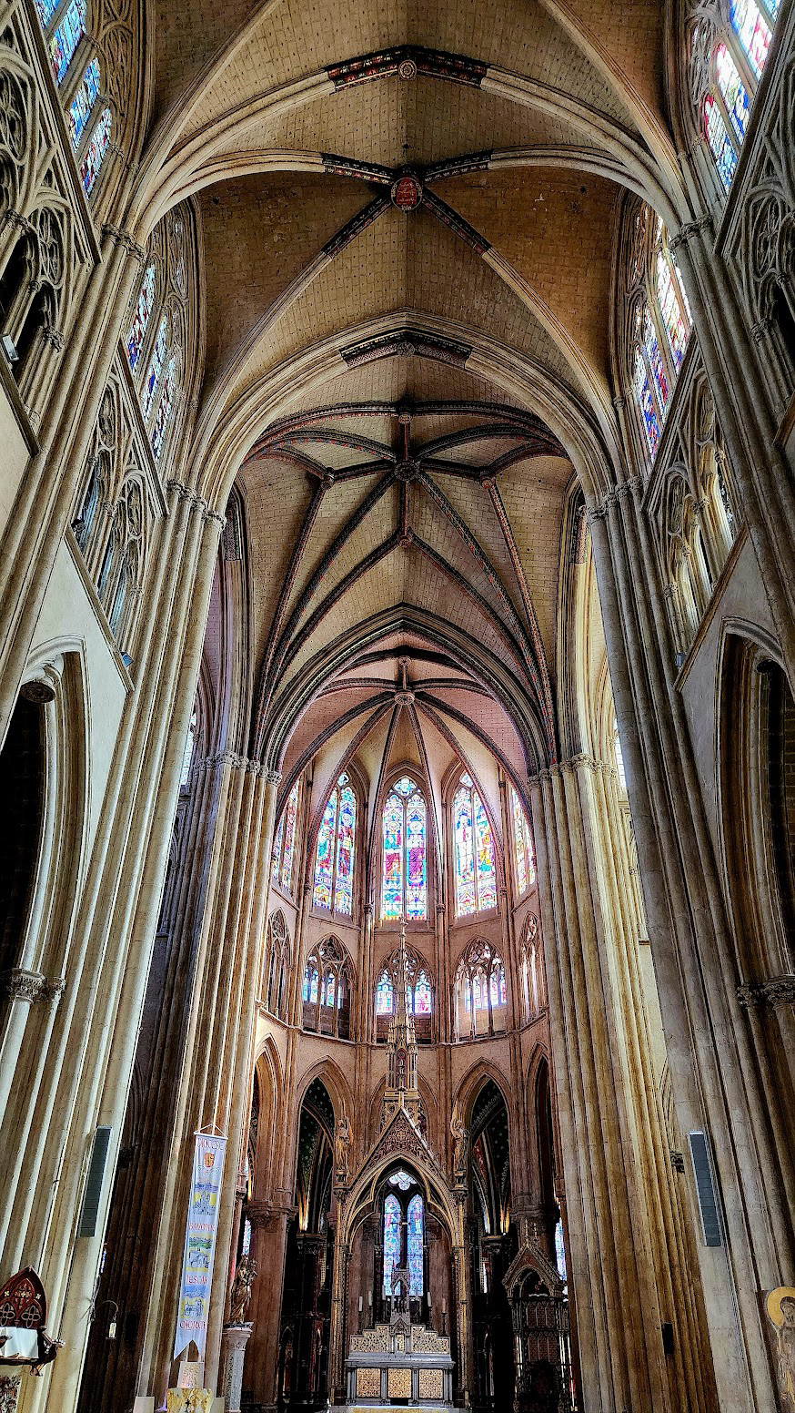 INTERIOR OF CATHEDRAL SAINT-MARIE